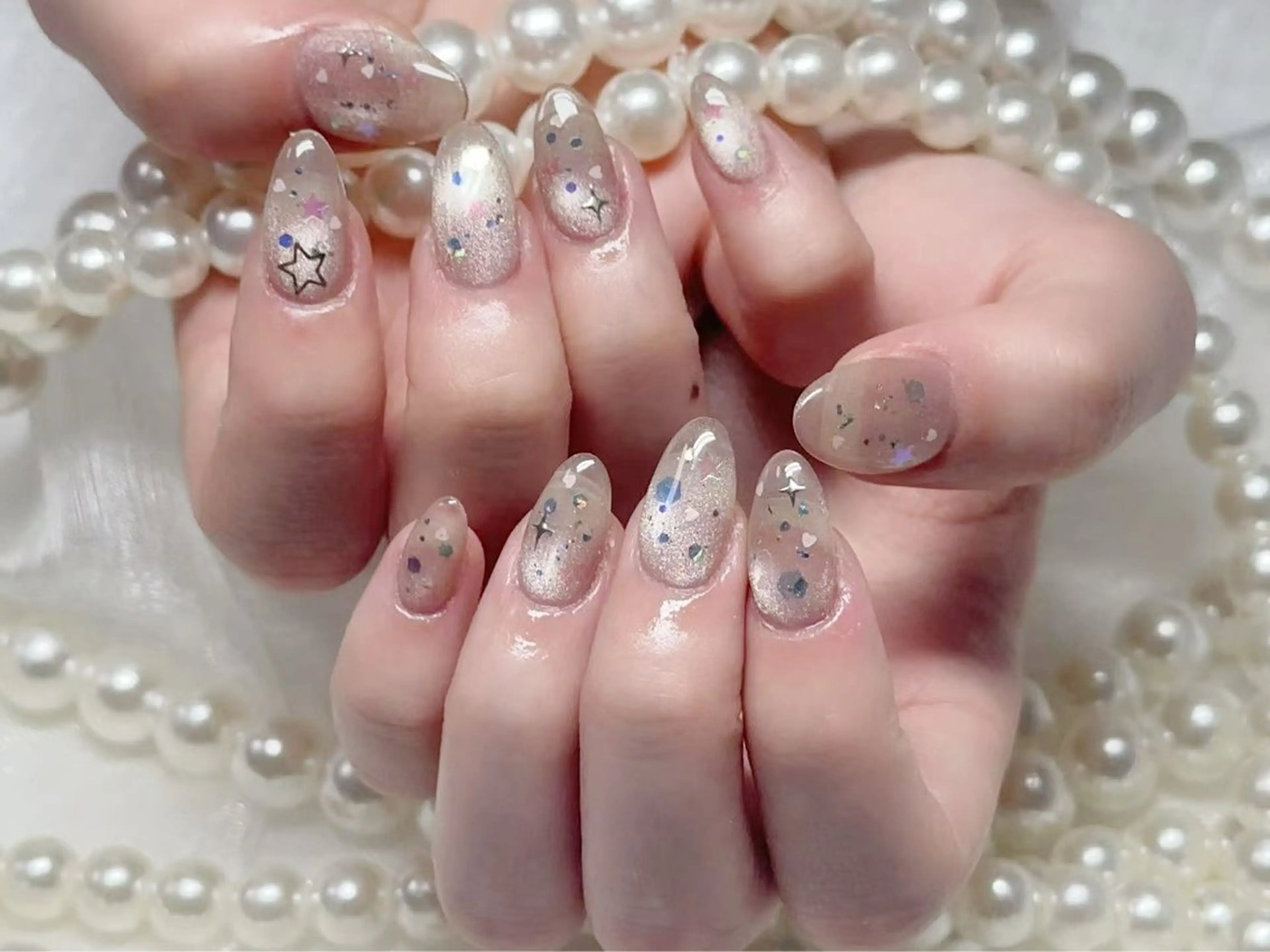 ネイル オーロラネイル 長さ出し フレンチネイル ガーリー キラキラネイル RIn 🎀のネイルデザイン