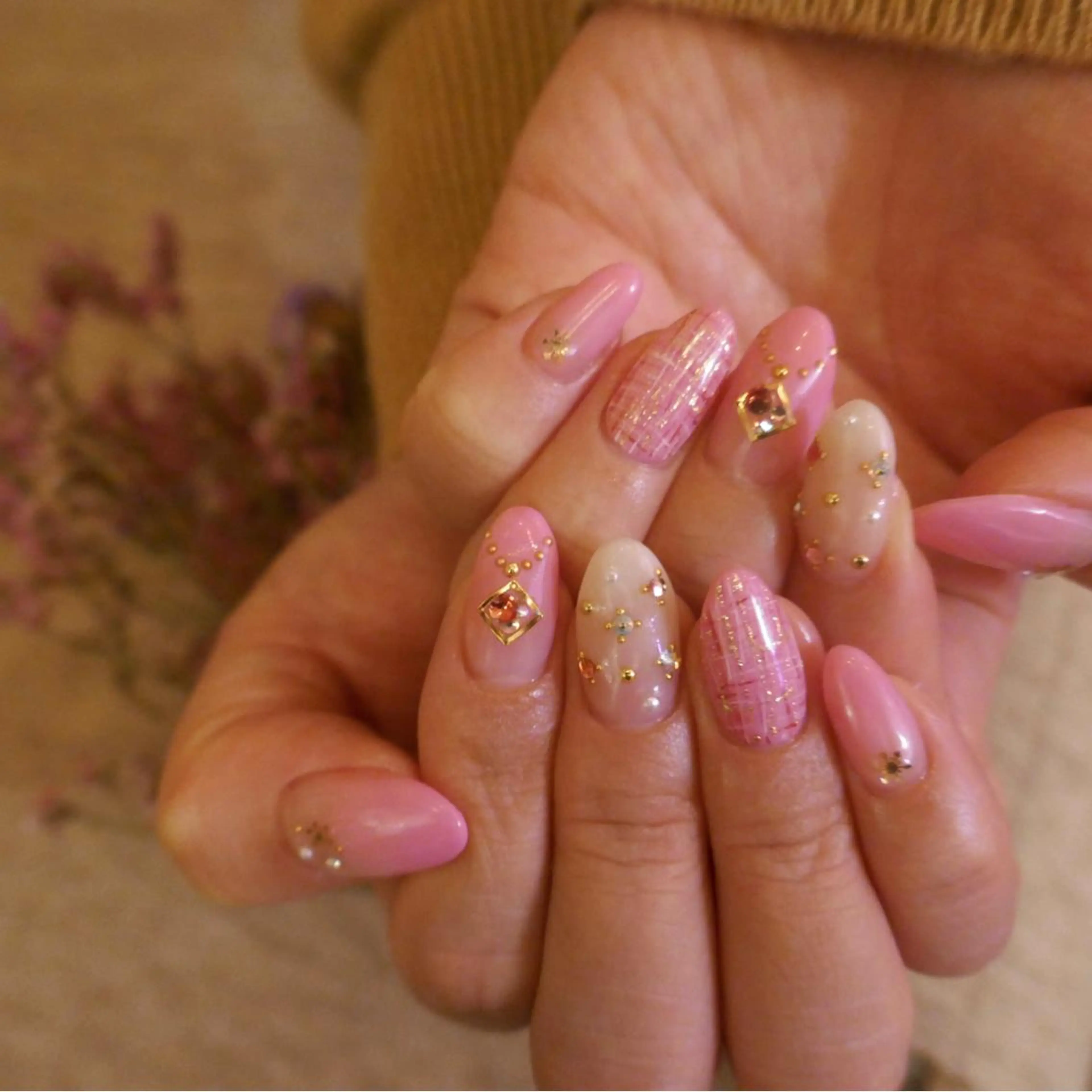 ネイル ツイードネイル ハンドネイル Chipieee Tokyoのネイルデザイン