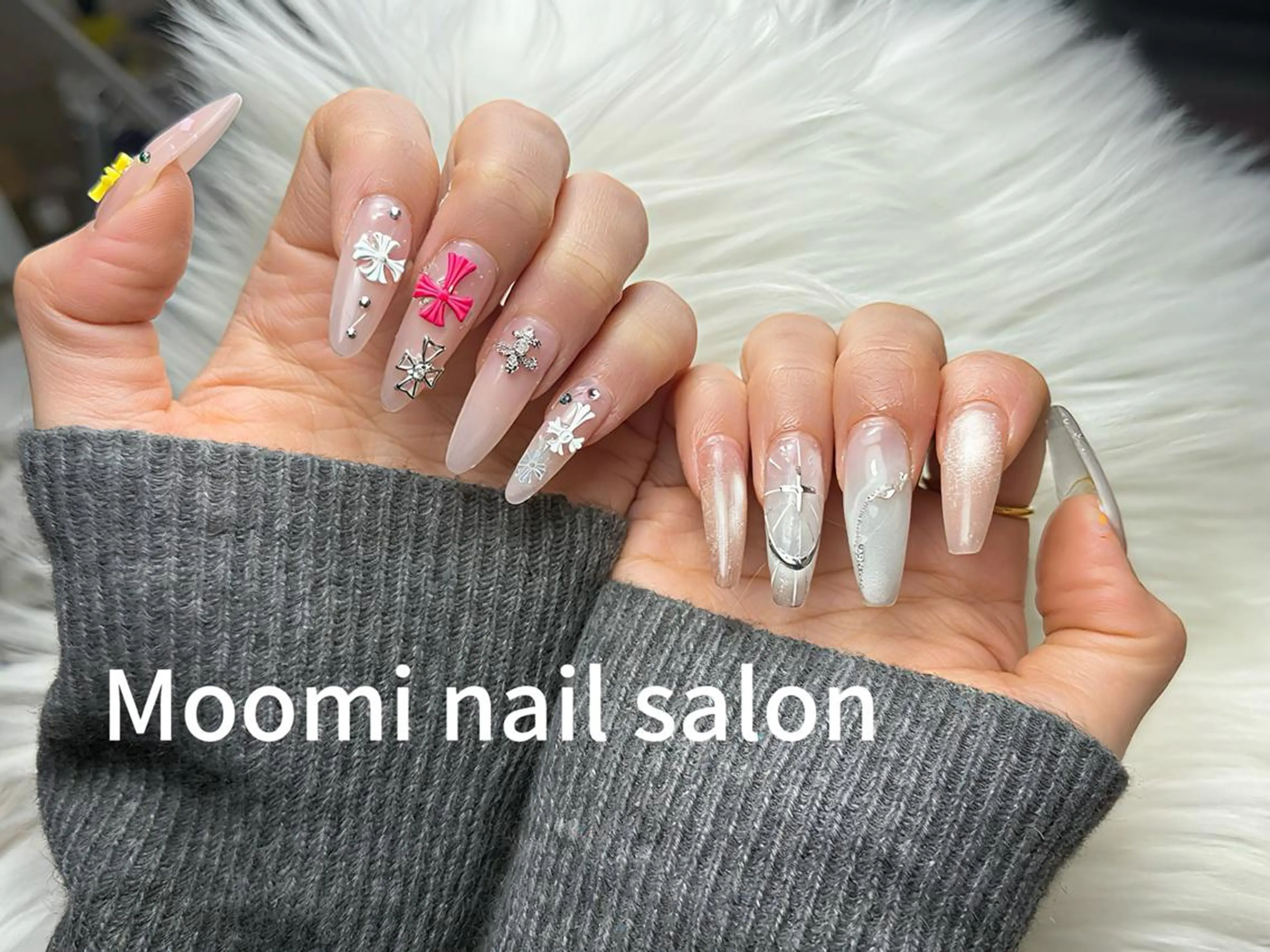 ミディアム 韓国風ヘア ハンドネイル Moomi nail salonのネイルデザイン