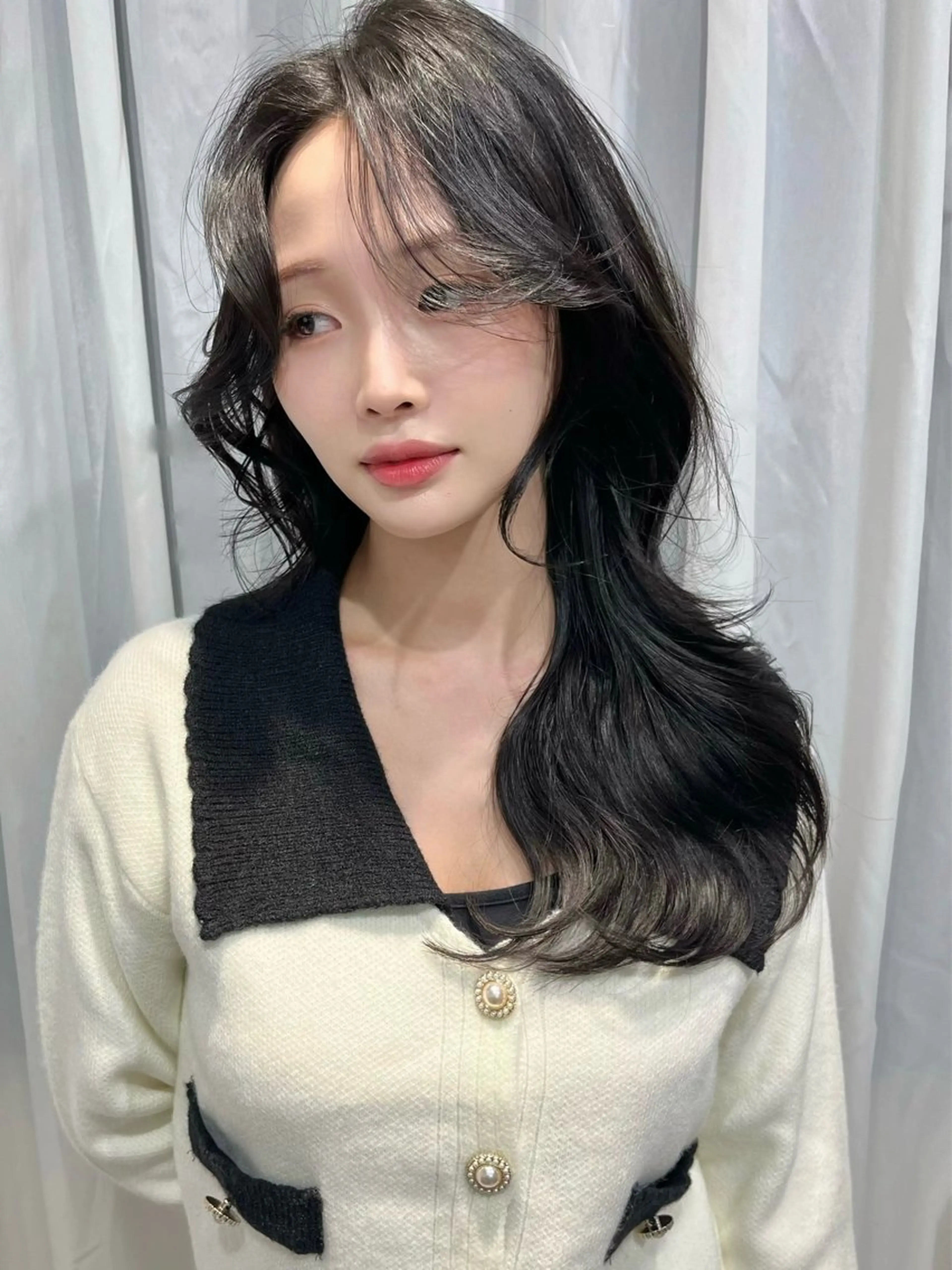 セミロング カラー カット ヘアカラー トリートメント LARME by Sea 新宿所属・韓国ハッシュカット/ 新宿/髪質改善/岡崎のヘアスタイル