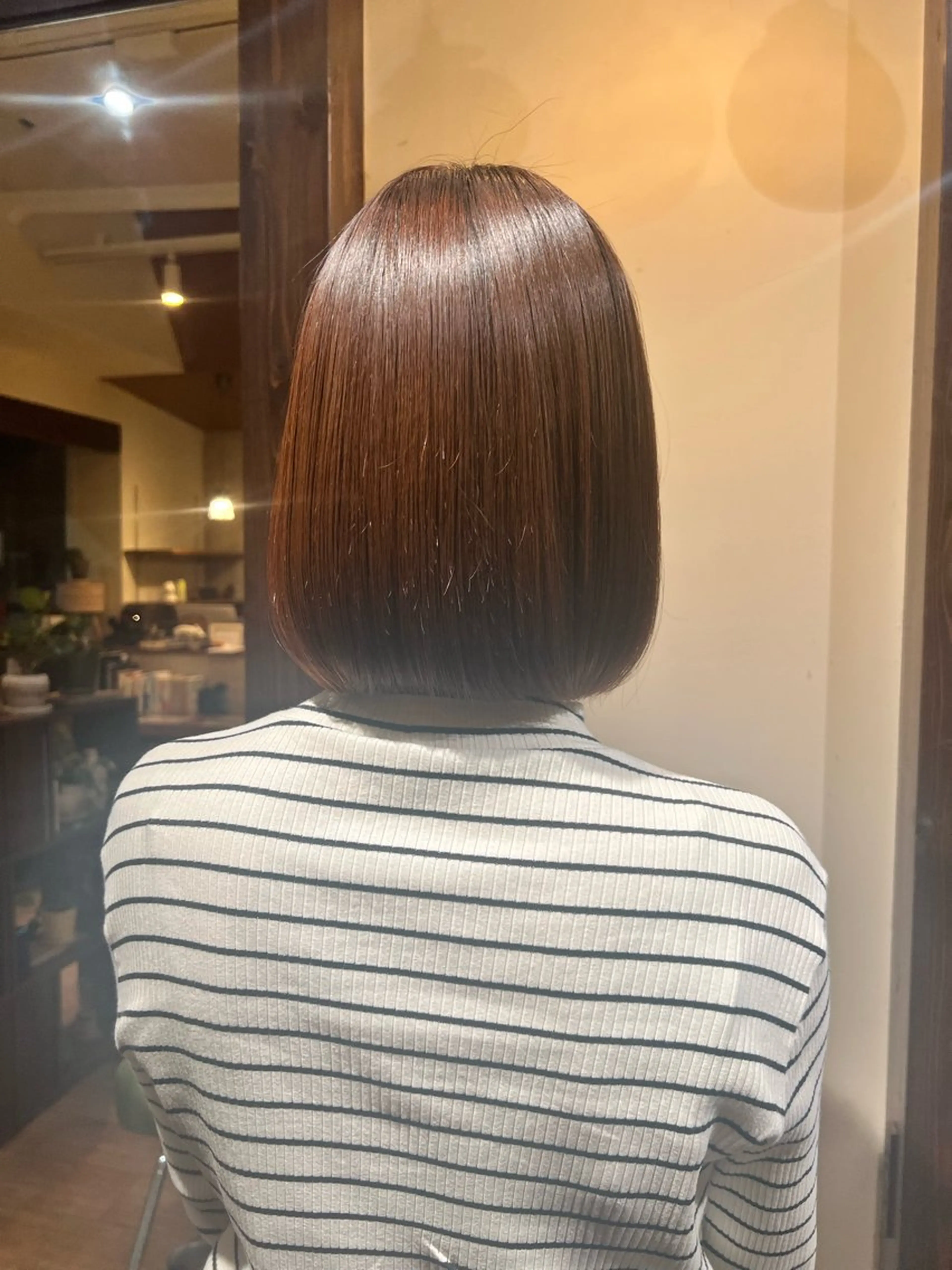 ミディアム 酸性ストレート 縮毛矯正 Luster Friends所属・まゆ | 艶カラー | ストレートのヘアスタイル