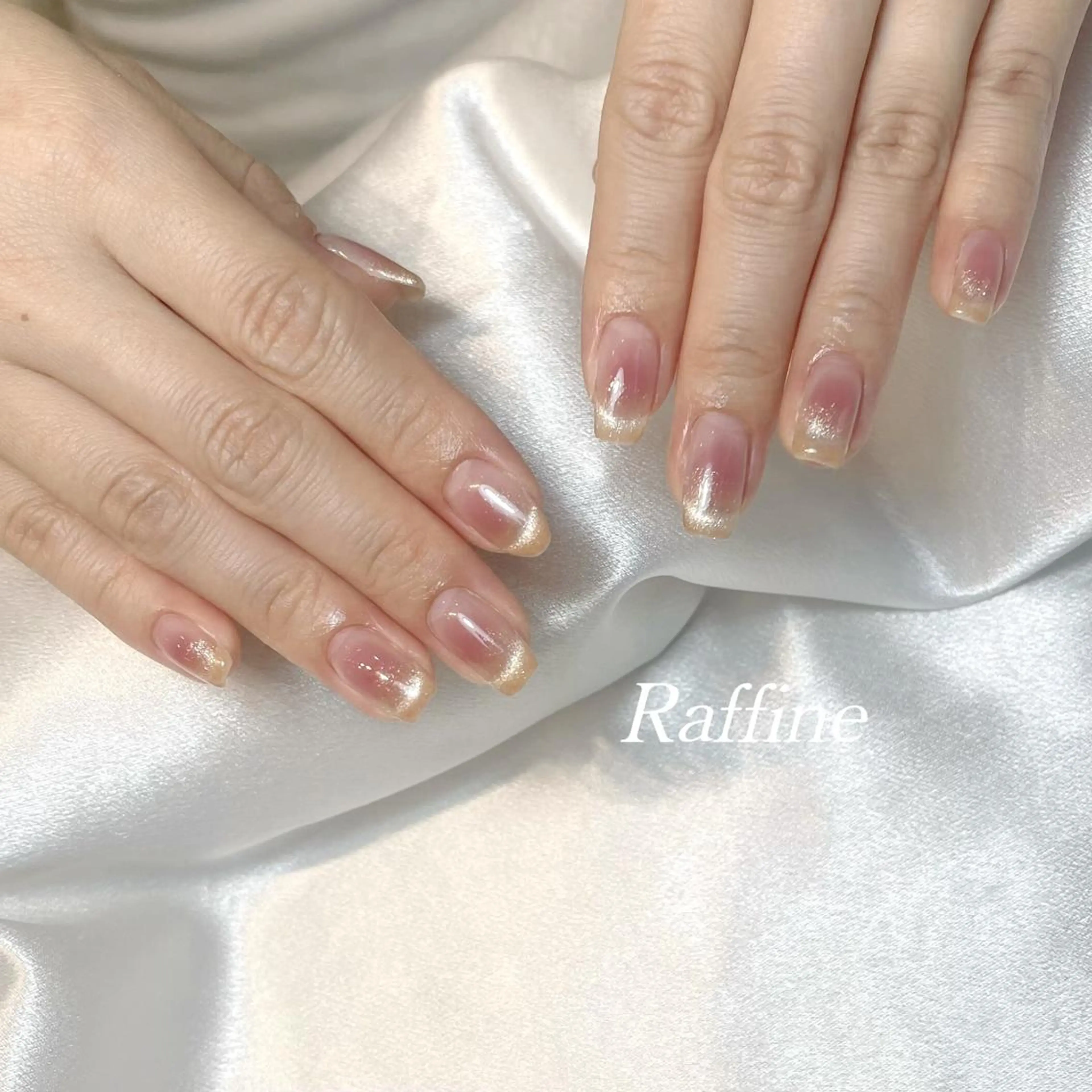 ネイル RAFFINE 月🦋🩵のネイルデザイン