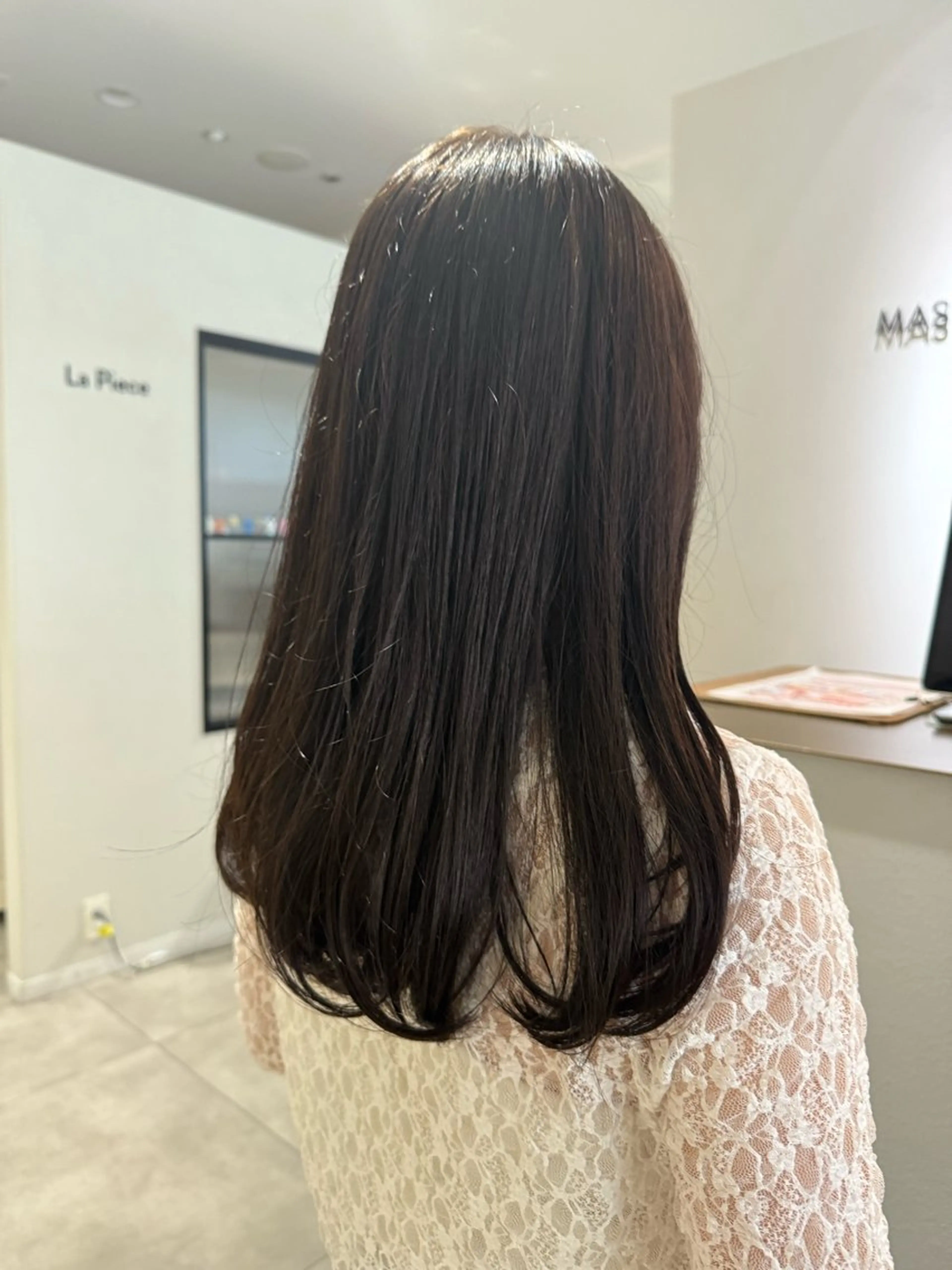 ミディアム ヘアカラー やはらりの/ 透明感カラー‎のヘアスタイル