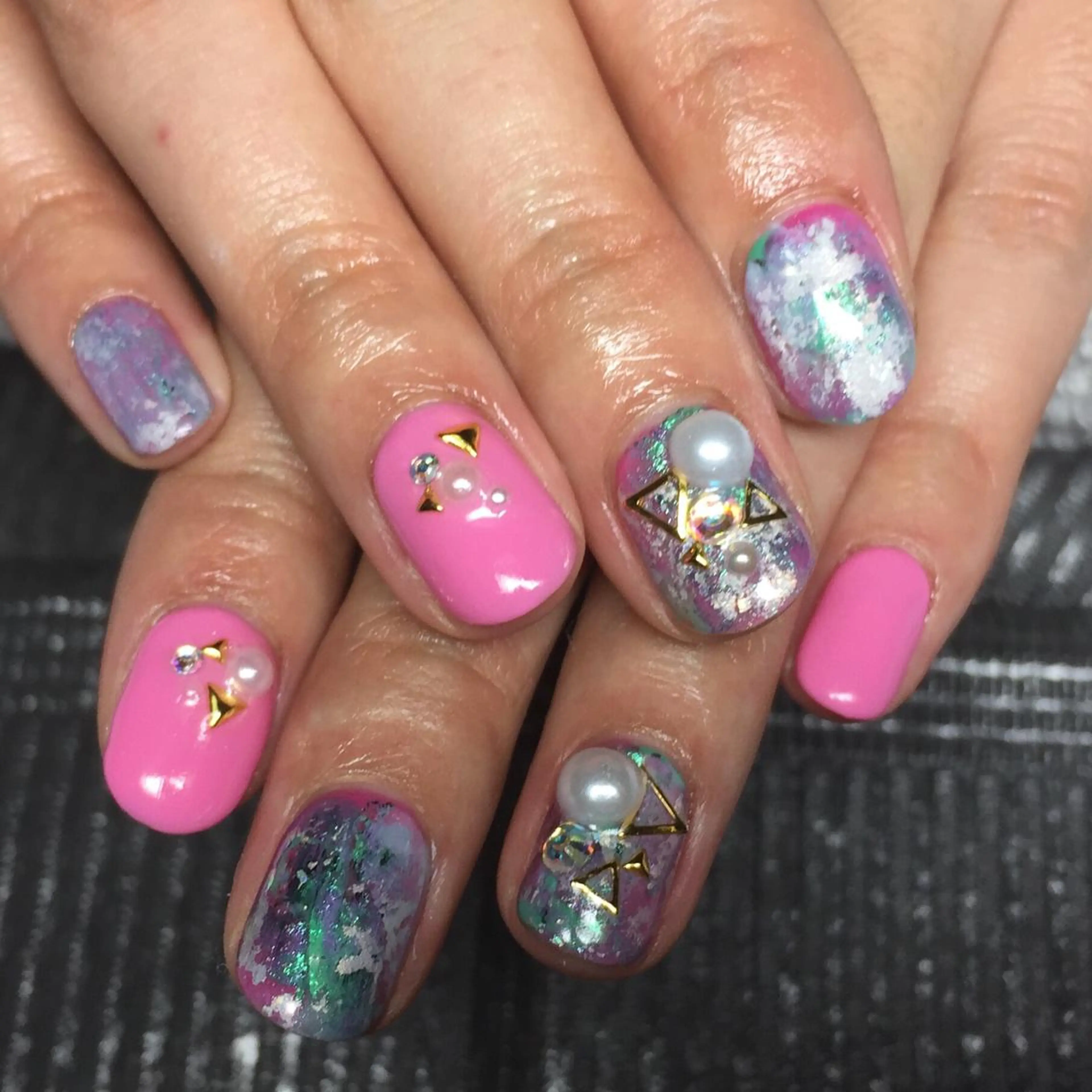 ショート ネイル 春ネイル 石山 大策のネイルデザイン