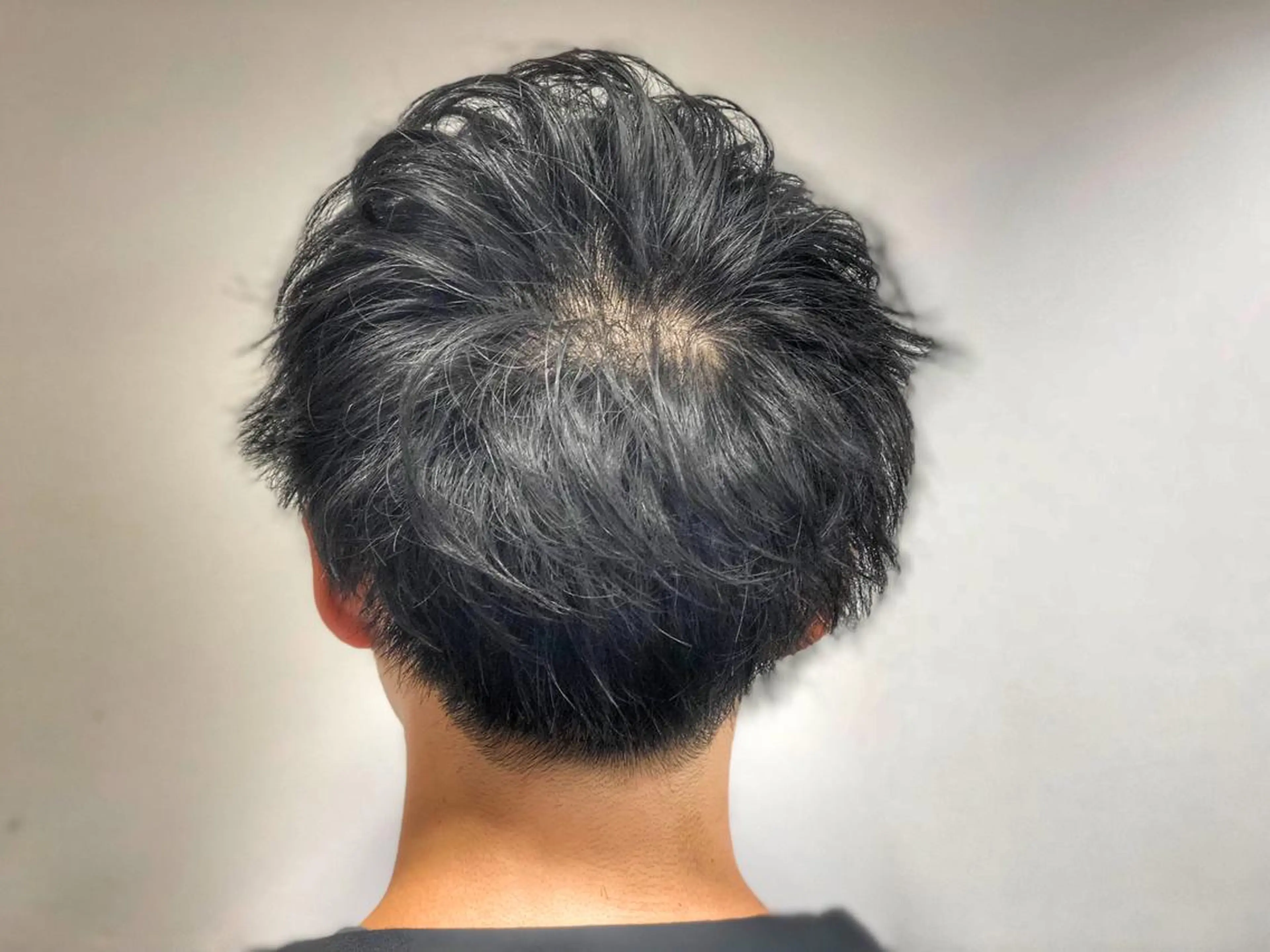 ショート カラー パーマ メンズ 美髪矯正 Rioのヘアスタイル