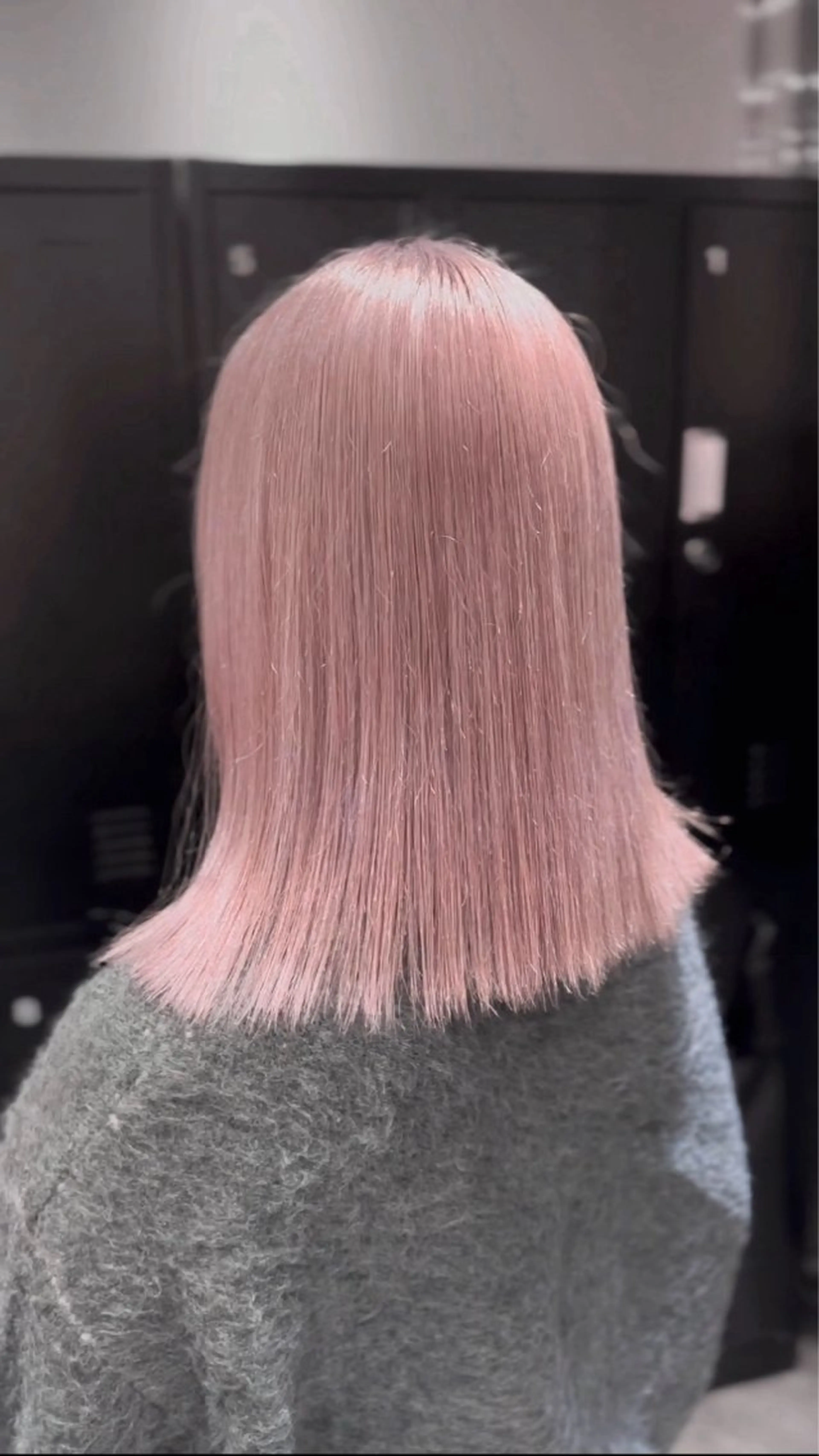 ミディアム カラー ブリーチ ケアブリーチ イヤリングカラー インナーカラー レイヤーカット/ ブリーチカラー/雅人のヘアスタイル