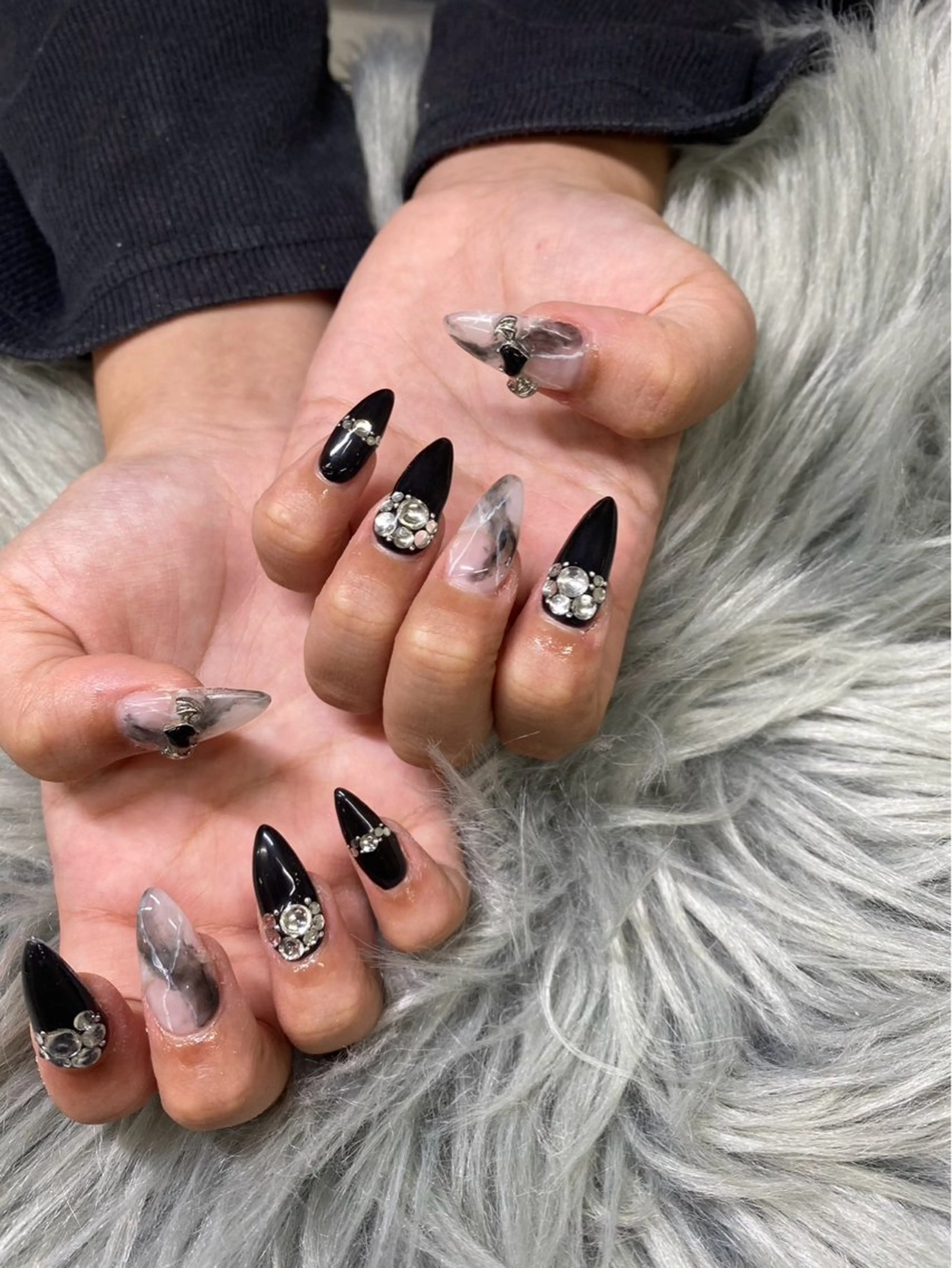 ネイル PEEKABOO京橋 EYE&NAILのマツエク・マツパデザイン