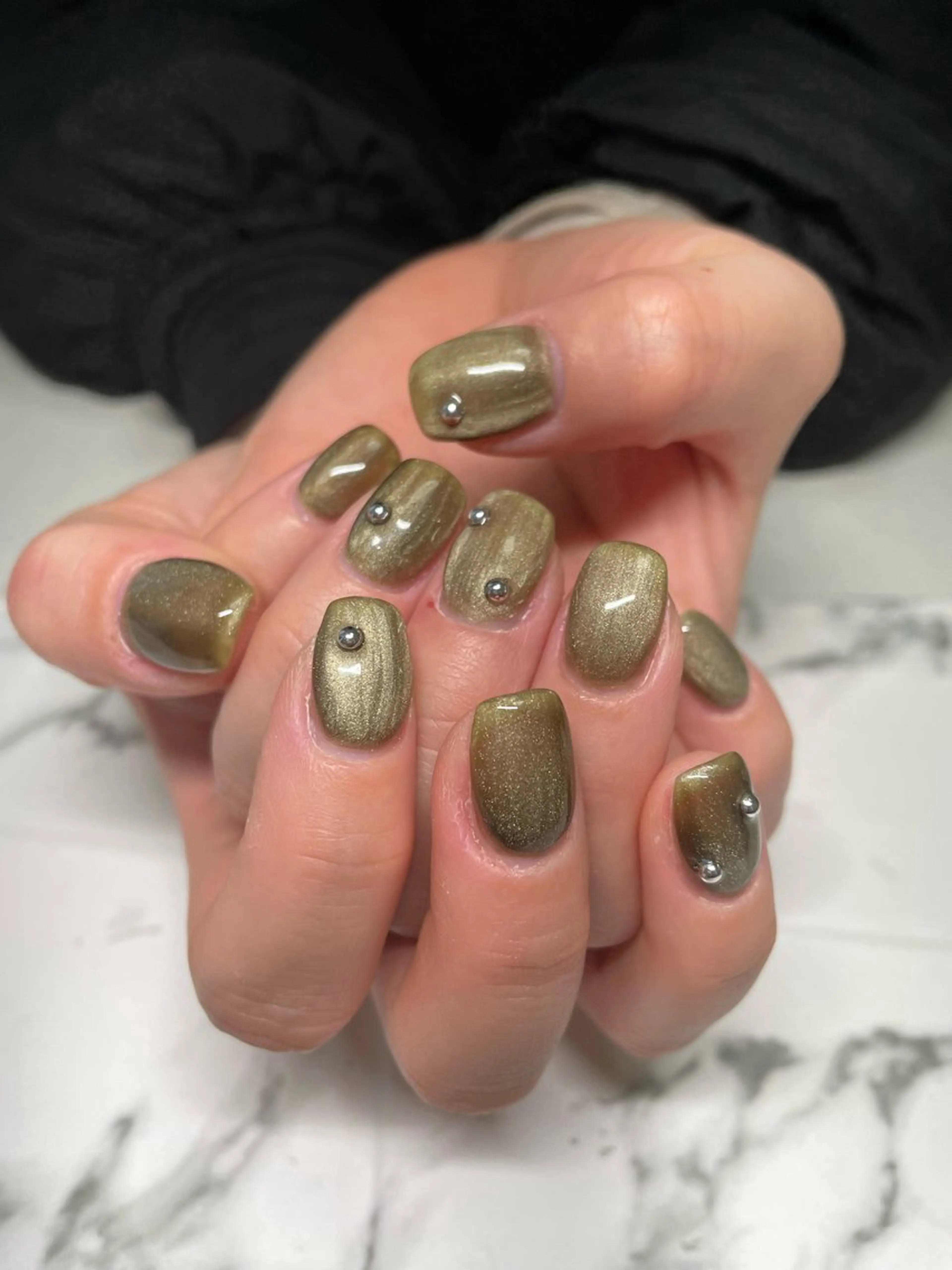 ネイル Mi-roomネイル 耳ツボジュエリーのネイルデザイン