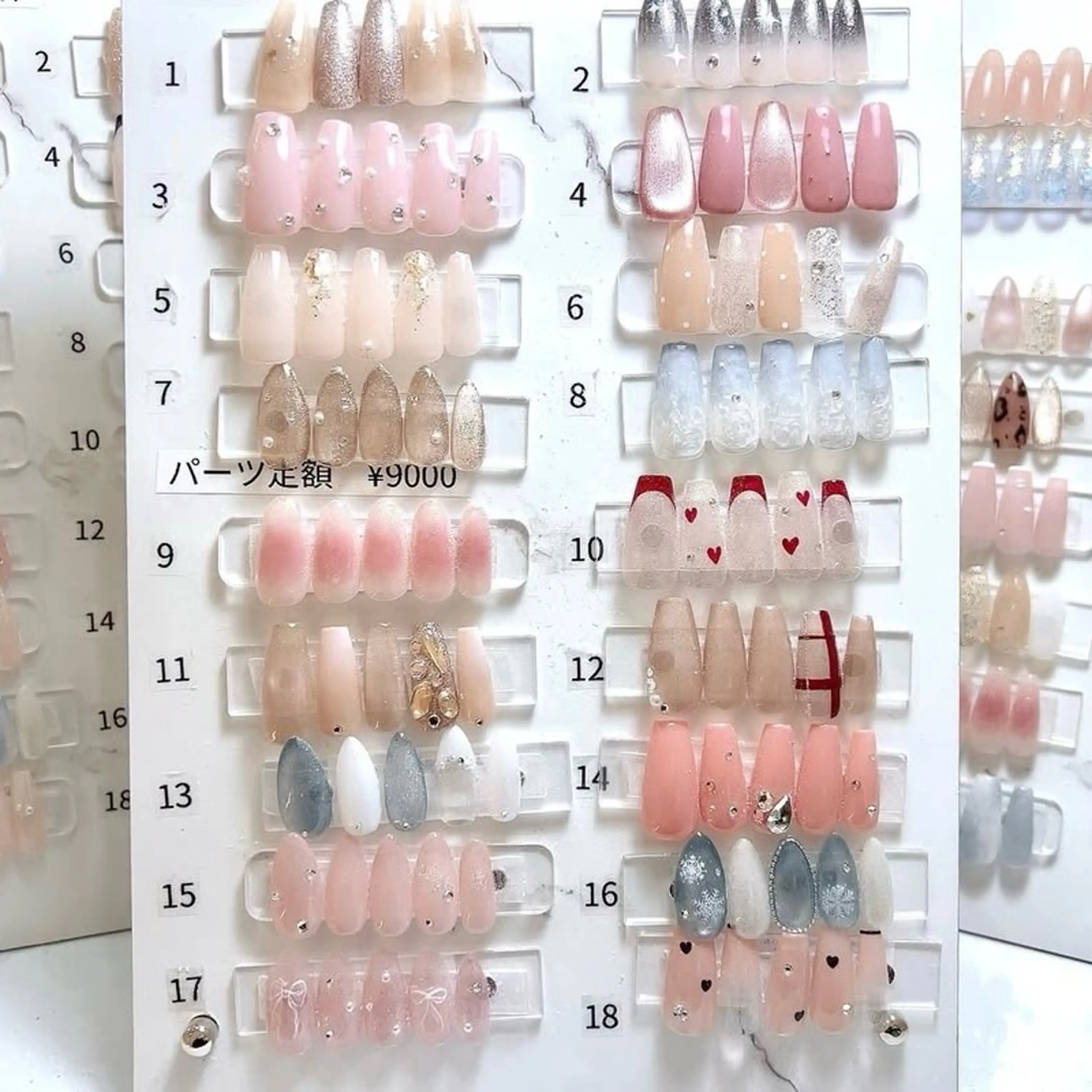 ネイル エルバイノリコ 岩崎のネイルデザイン