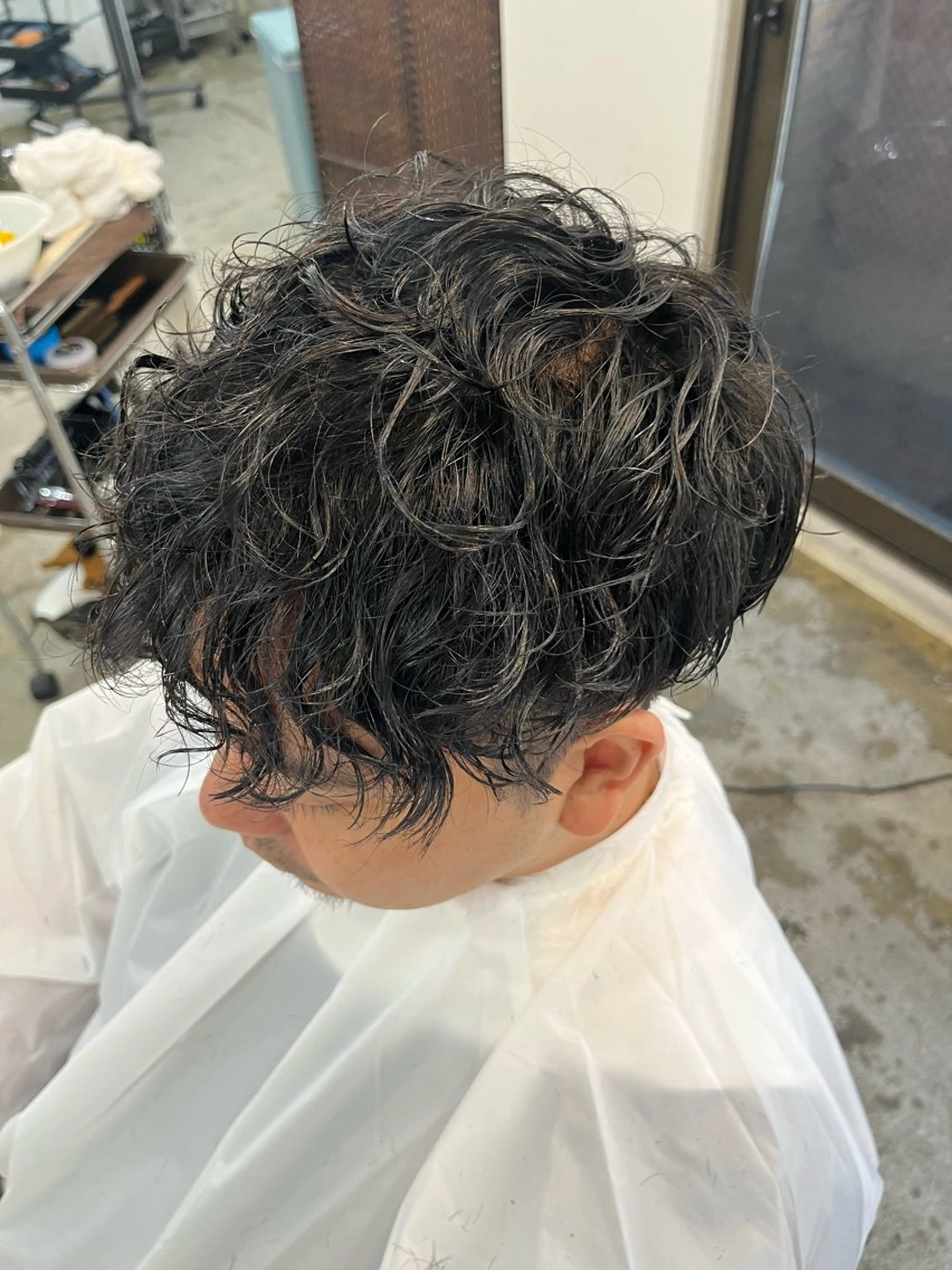 ショート カラー パーマ メンズ メンズハイライト メンズパーマ スペインカール スパイキーショート メンズツイストパーマ カット パーマ 💇メンズパーマ💇 木村賢司のヘアスタイル