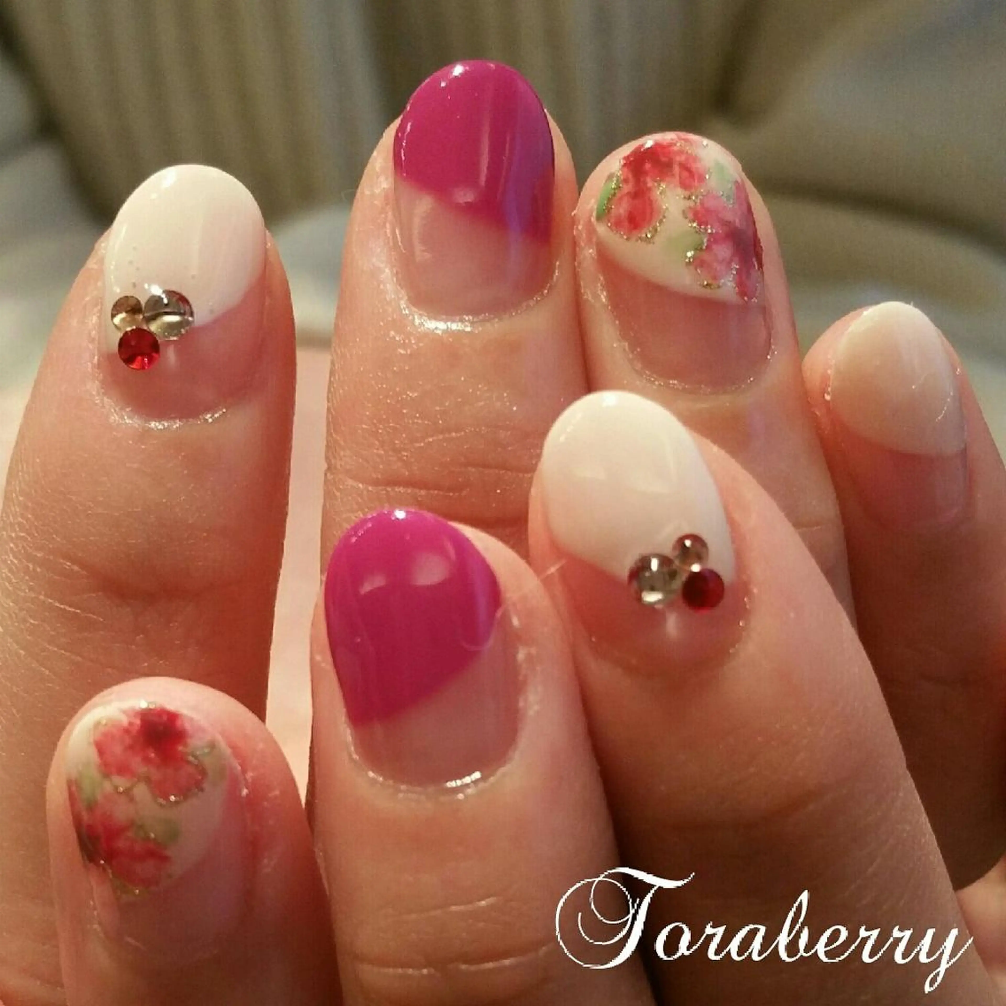 ネイル ネイリスト なつみのネイルデザイン