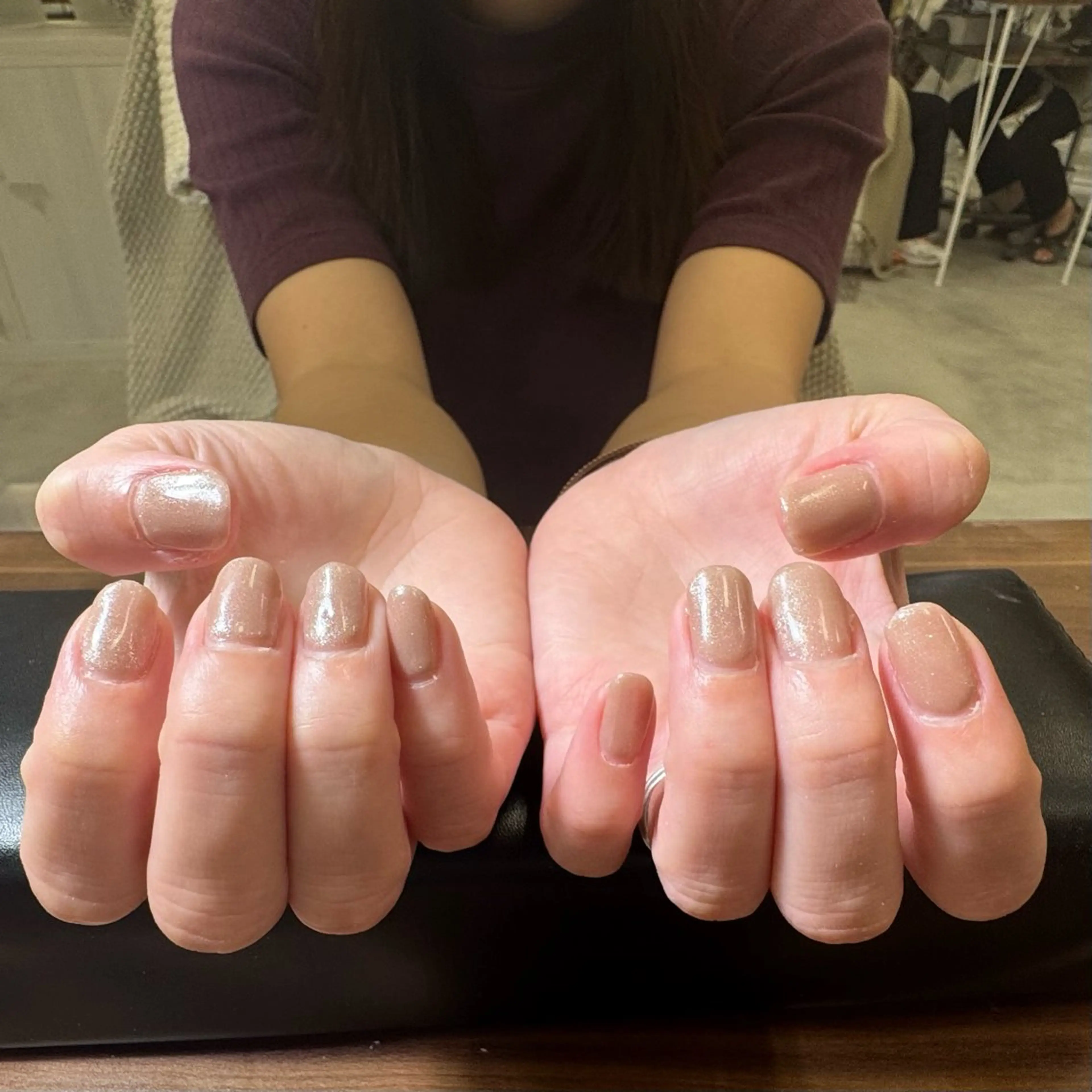 ネイル ラメ(グリッター) ワンカラーネイル エーナイン　イオンモール苫小牧店所属・尾﨑 梨緒のネイルデザイン