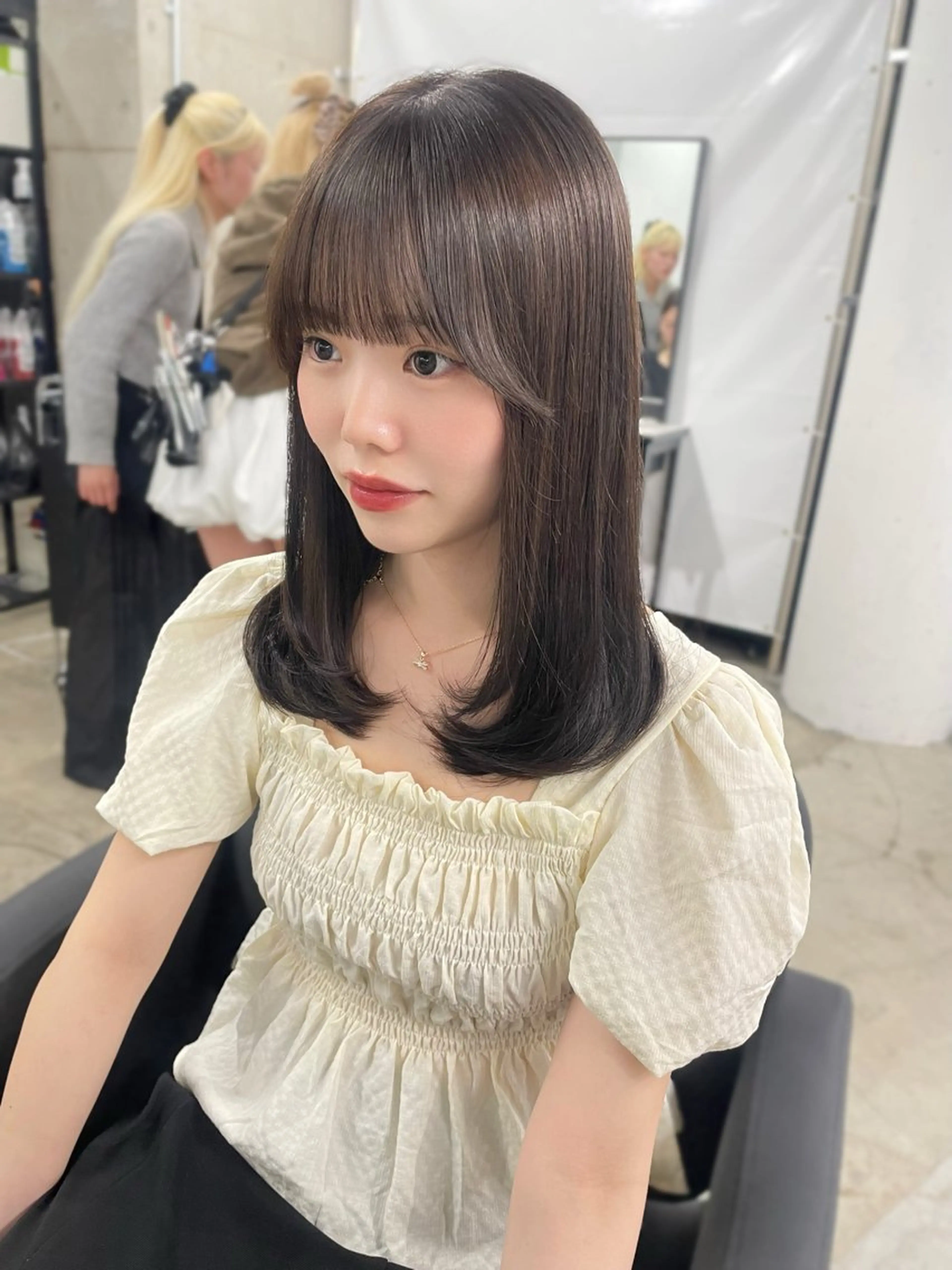 セミロング カット レイヤーカット/ 縮毛矯正/ミサキ💐のヘアスタイル