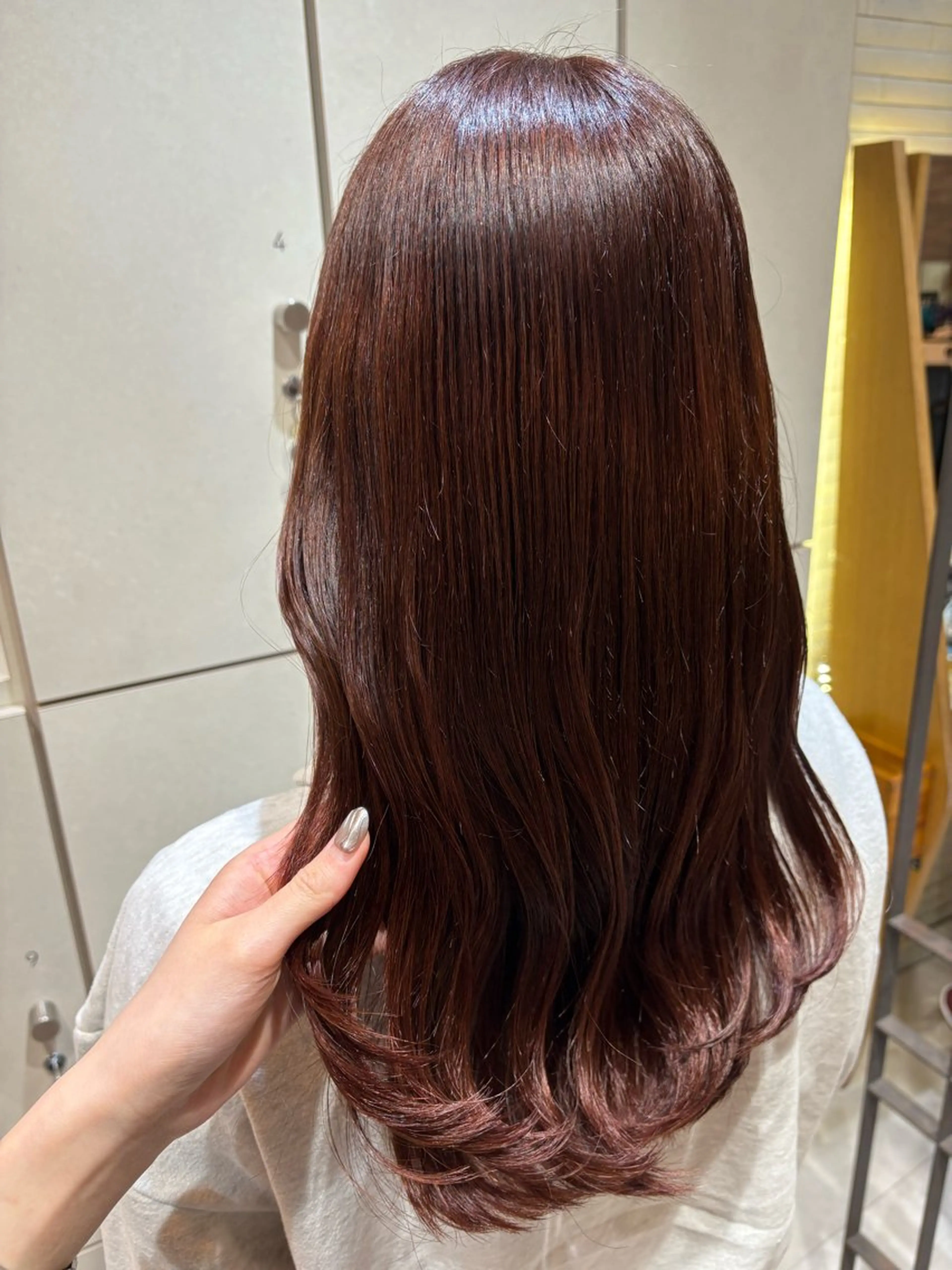 ミディアム レイヤーカット カット ヘアカラー レイヤー/ブリーチ/ 山本花歩のヘアスタイル