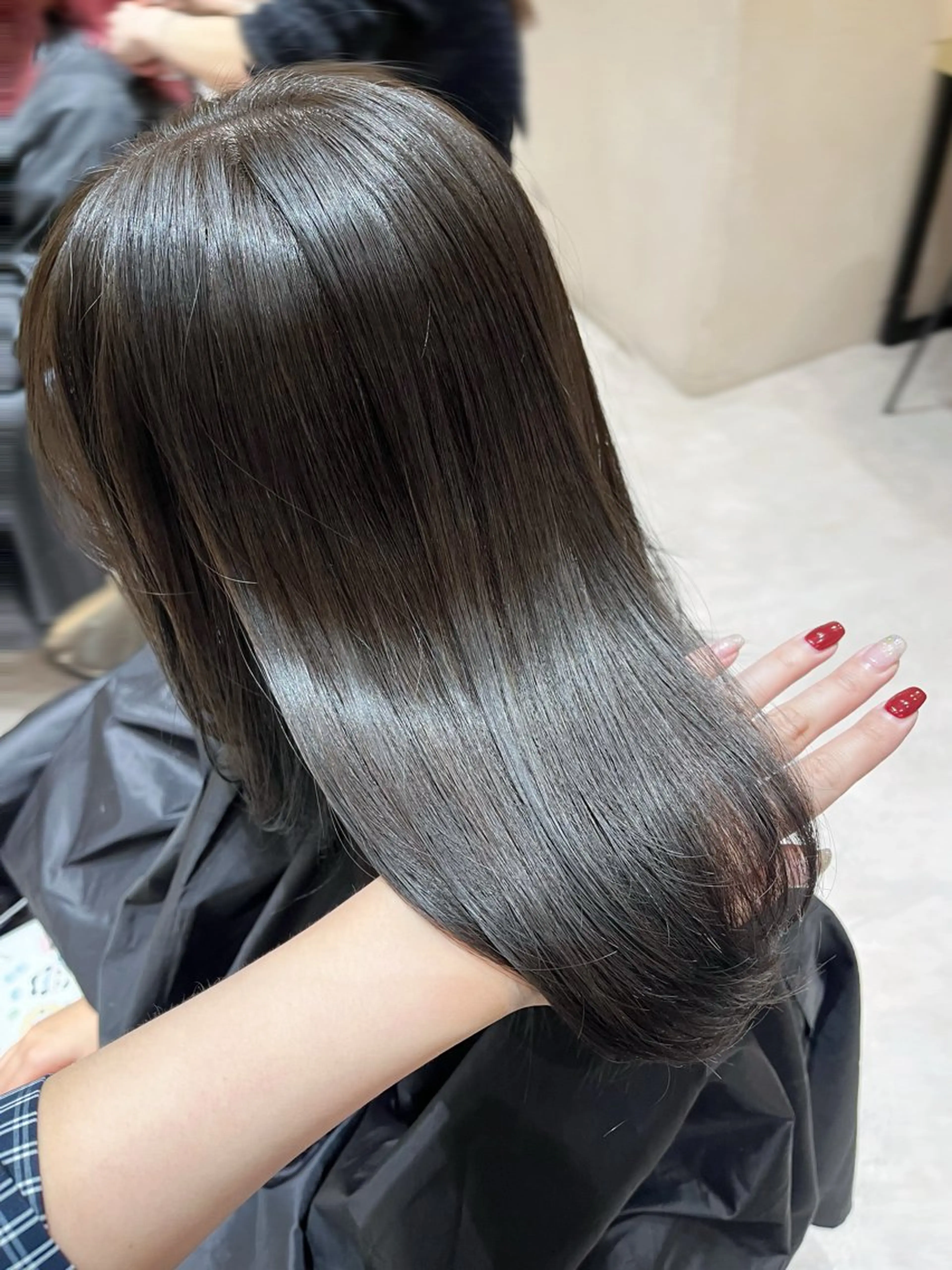 ロング カット ヘアカラー 顔周りカット/ 透明感カラー/ユナのヘアスタイル