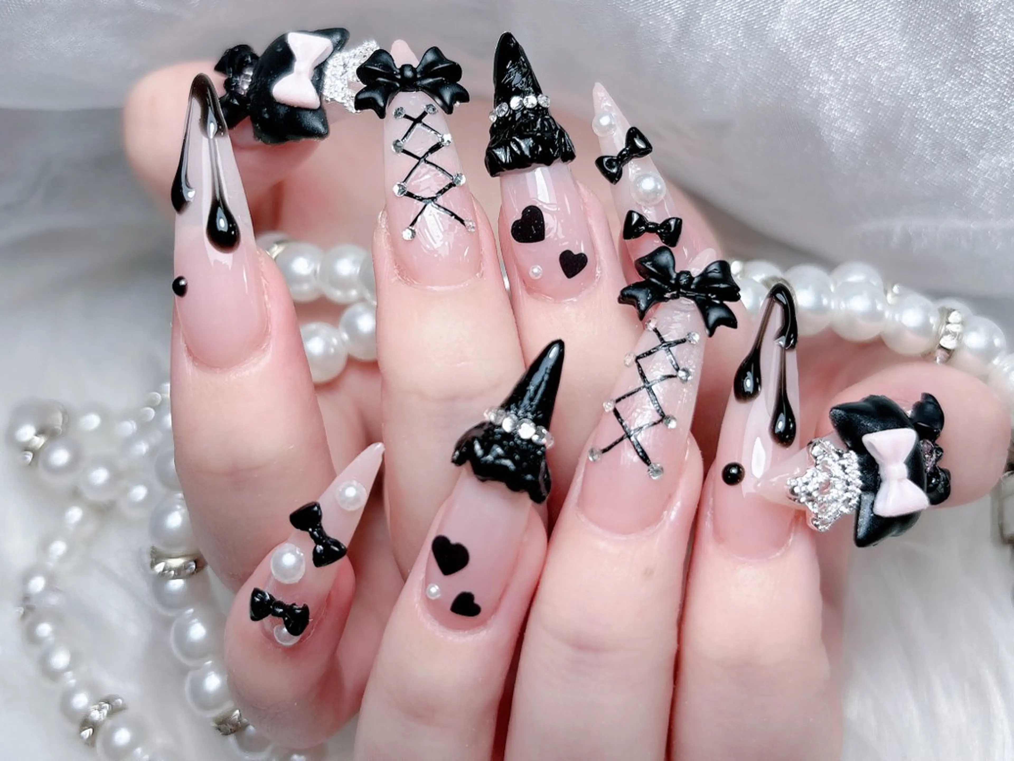 ネイル 成人式 ロングネイル マグネットネイル 大理石ネイル(マーブル) リボン ハンドネイル MoMoA Nail ネイル長さ出し専門店のネイルデザイン