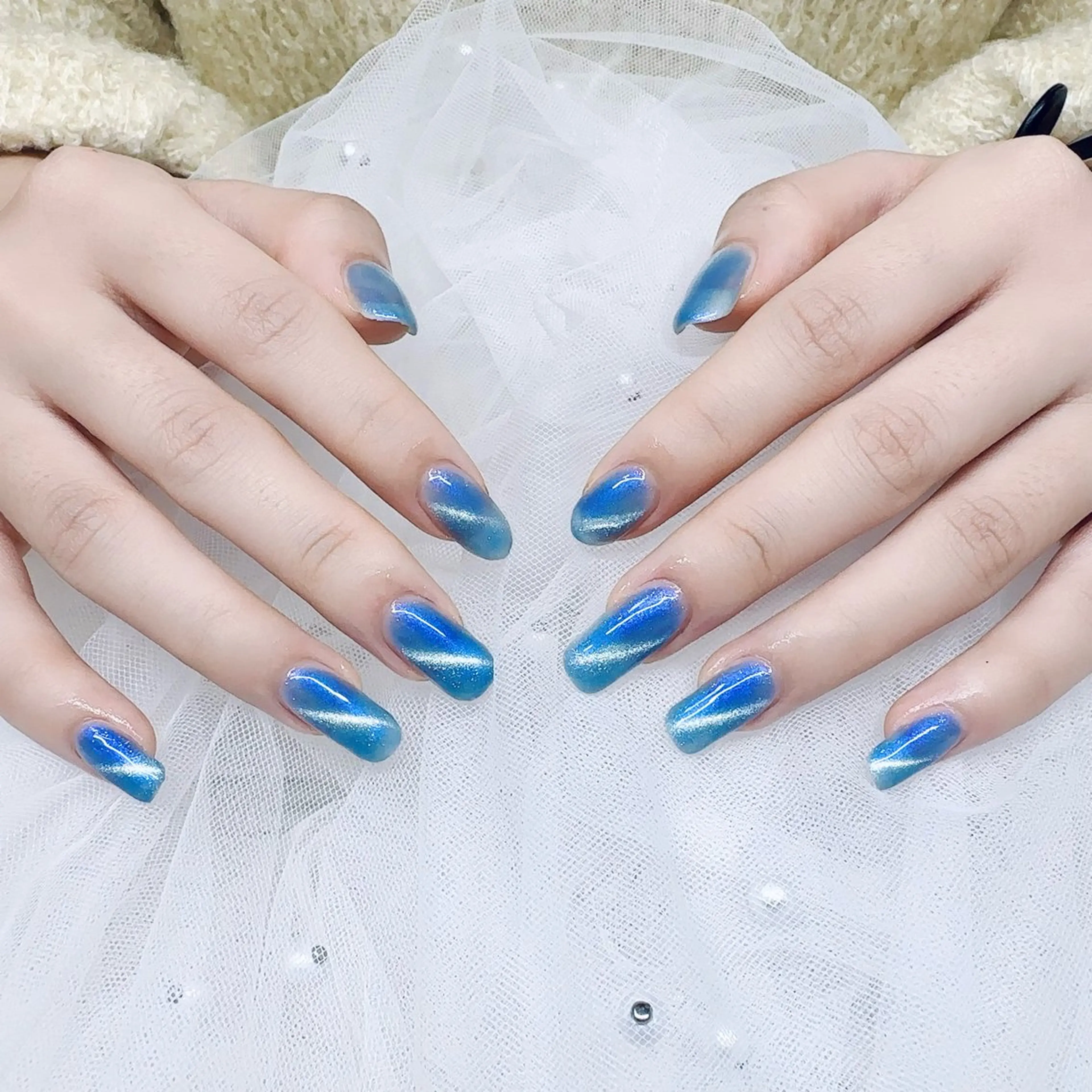 ネイル マグネットネイル LOA.NAIL 本八幡店のネイルデザイン