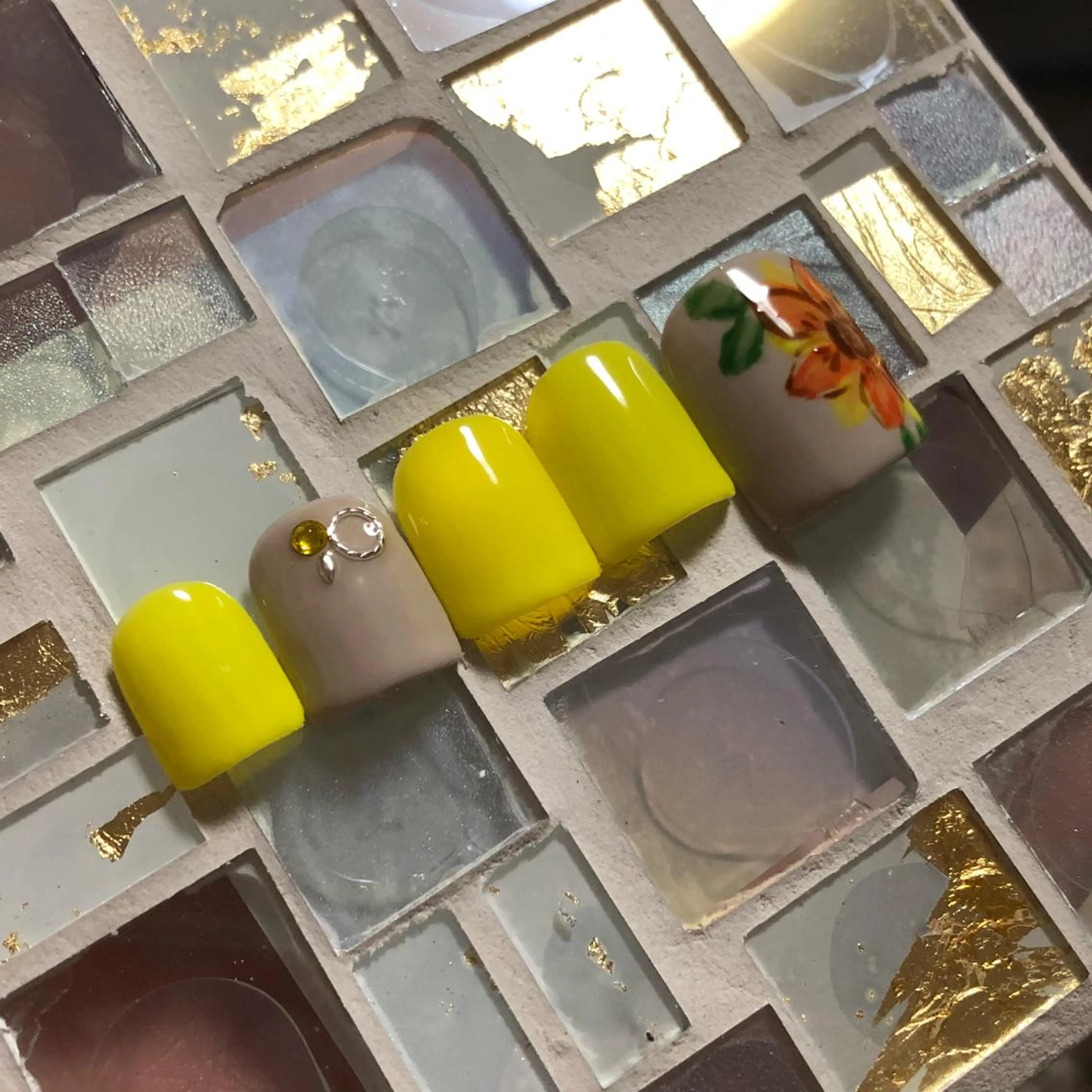 ネイル プライベートビューティーサロンメリア所属・ビューティーサロン meriaのネイルデザイン