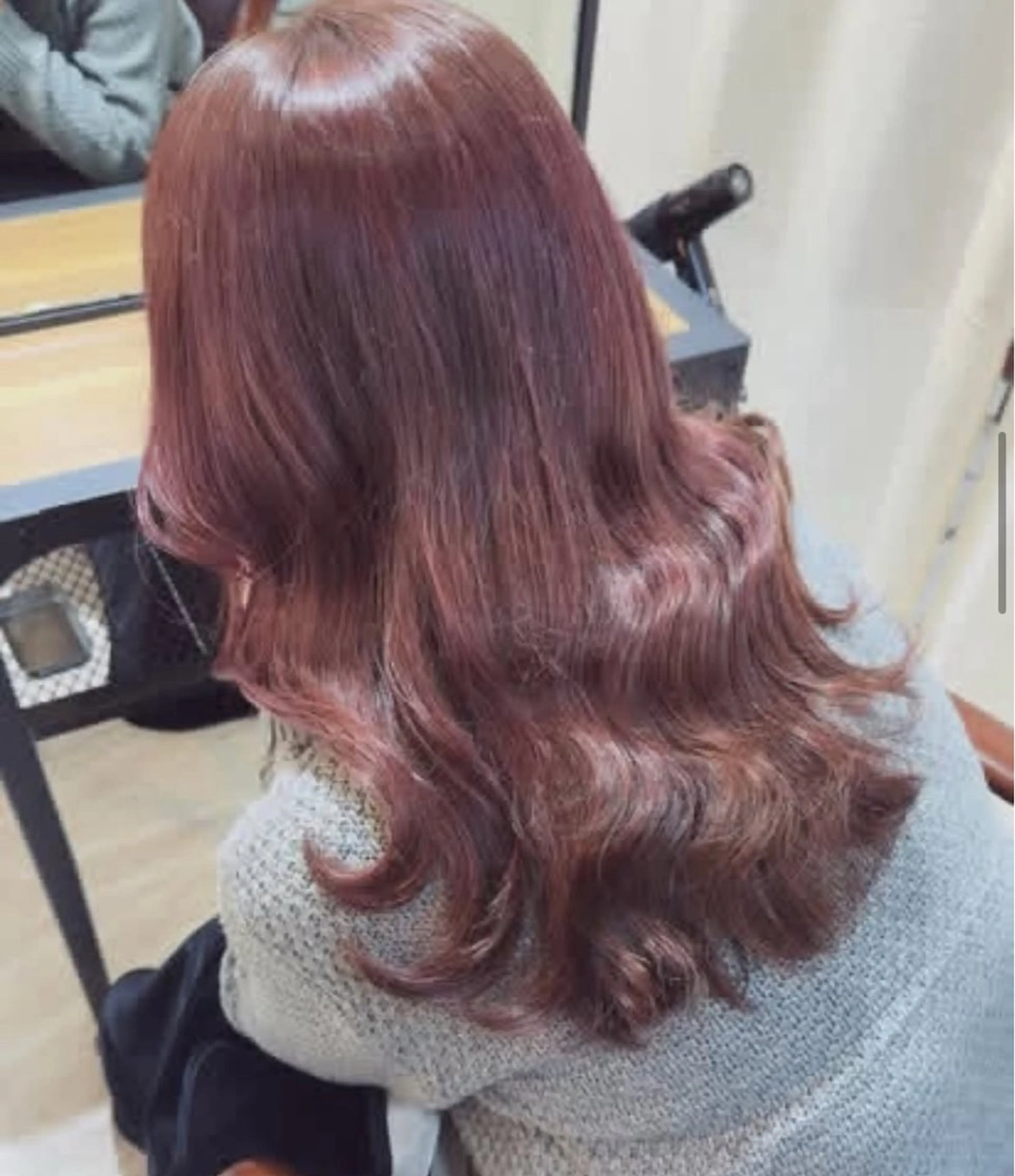 セミロング 美髪✨艶髪✨髪質改善 カラー特化❣辻本悠心のヘアスタイル