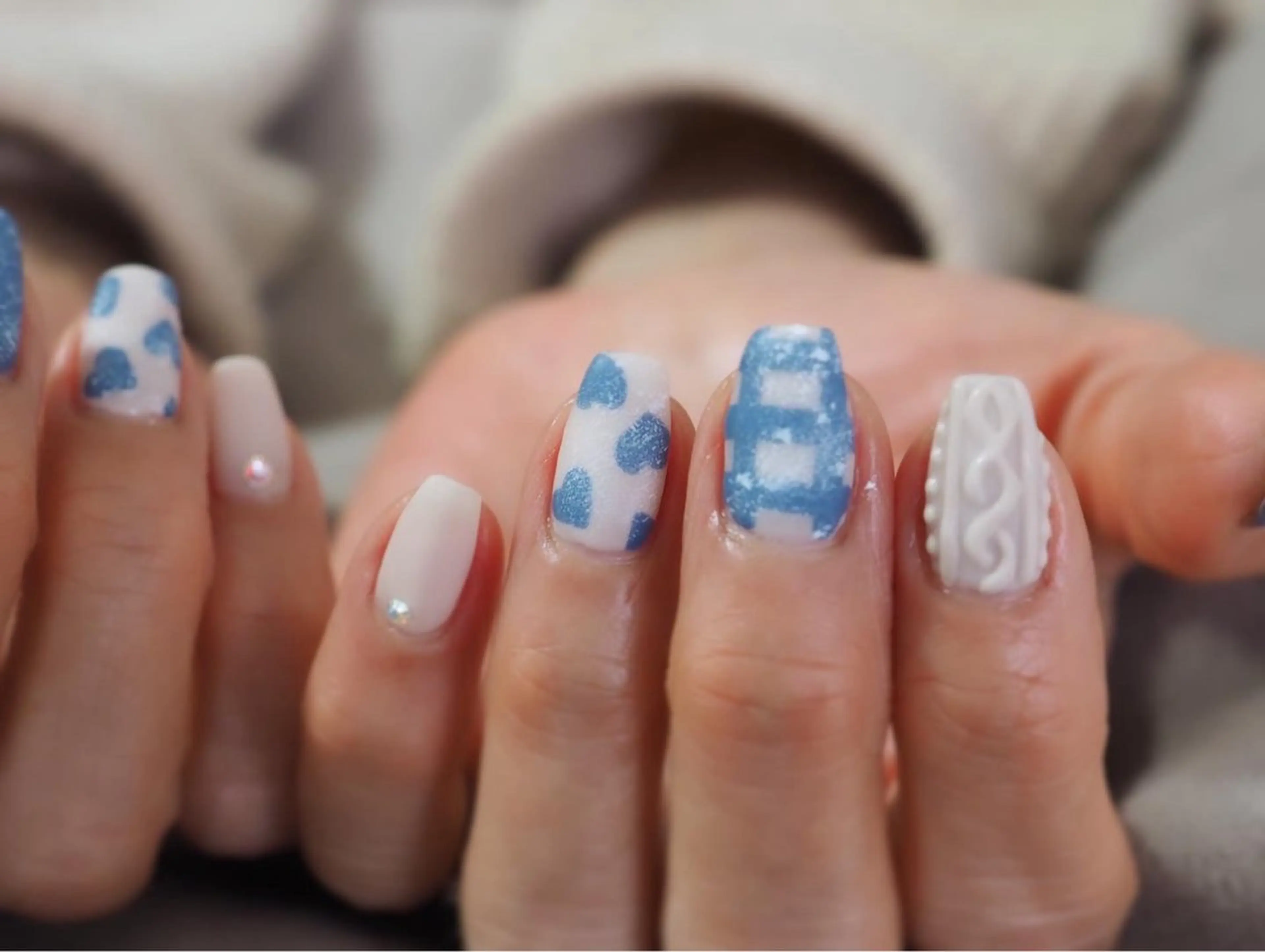 ネイル AKIHCOT NAILSのネイルデザイン