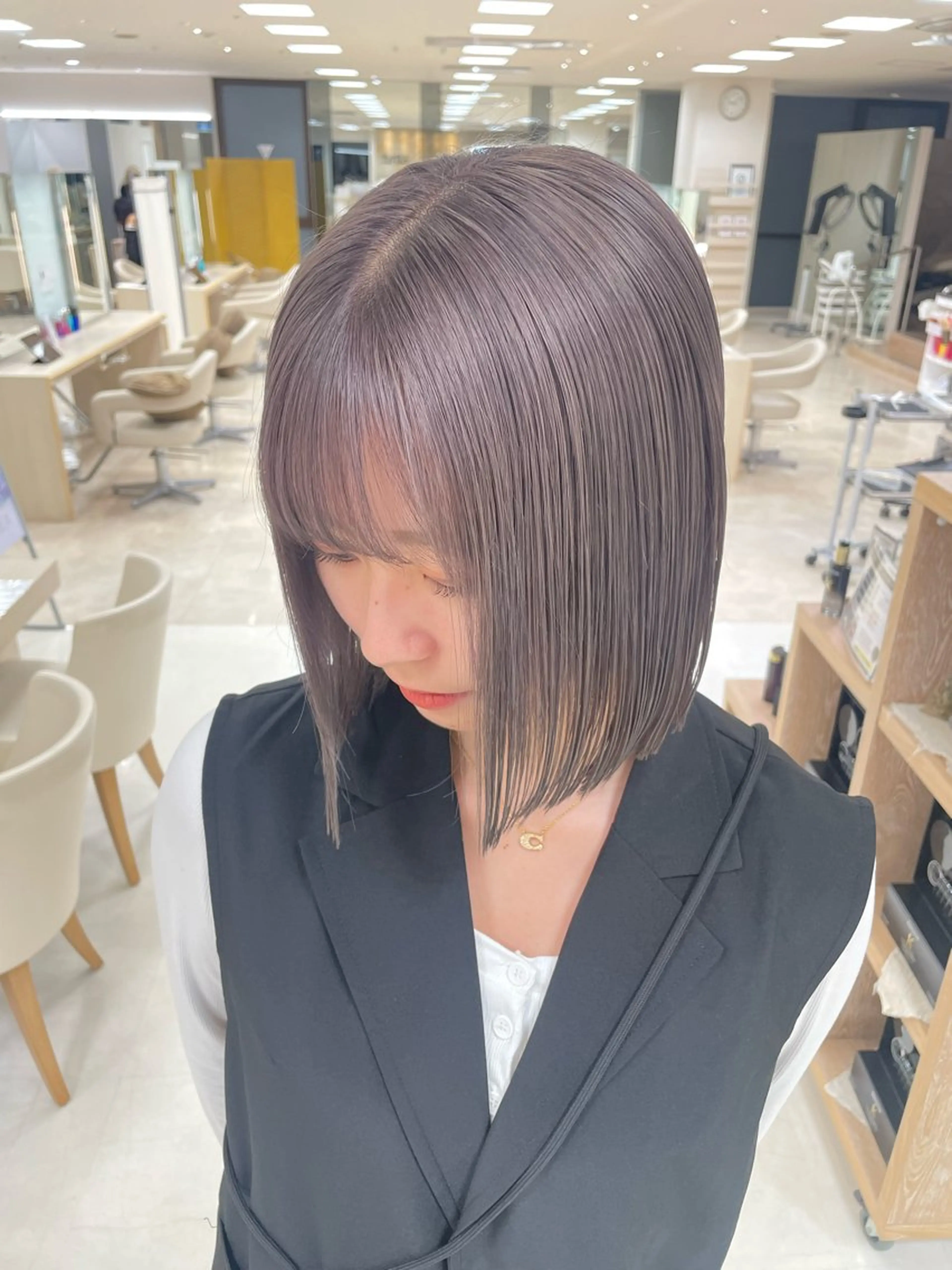 ミディアム カラー カット ヘアカラー ヘッドスパ ヘアセット 暖色レイヤー 🥀REIRIのヘアスタイル