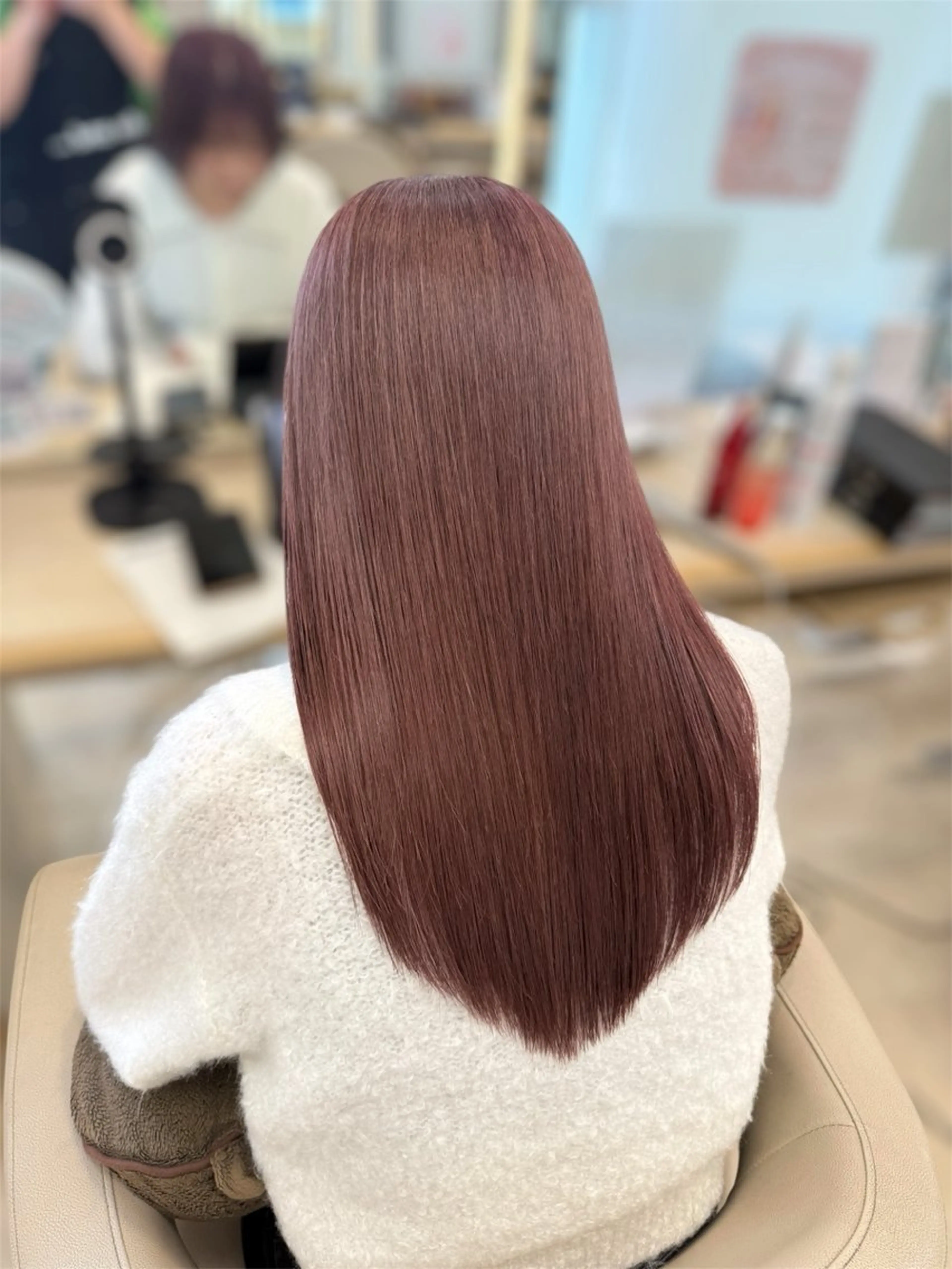 ロング カラー ヘアカラー トリートメント ヘアセット ベージュ／スパ／ レイヤー／ゆいなのヘアスタイル