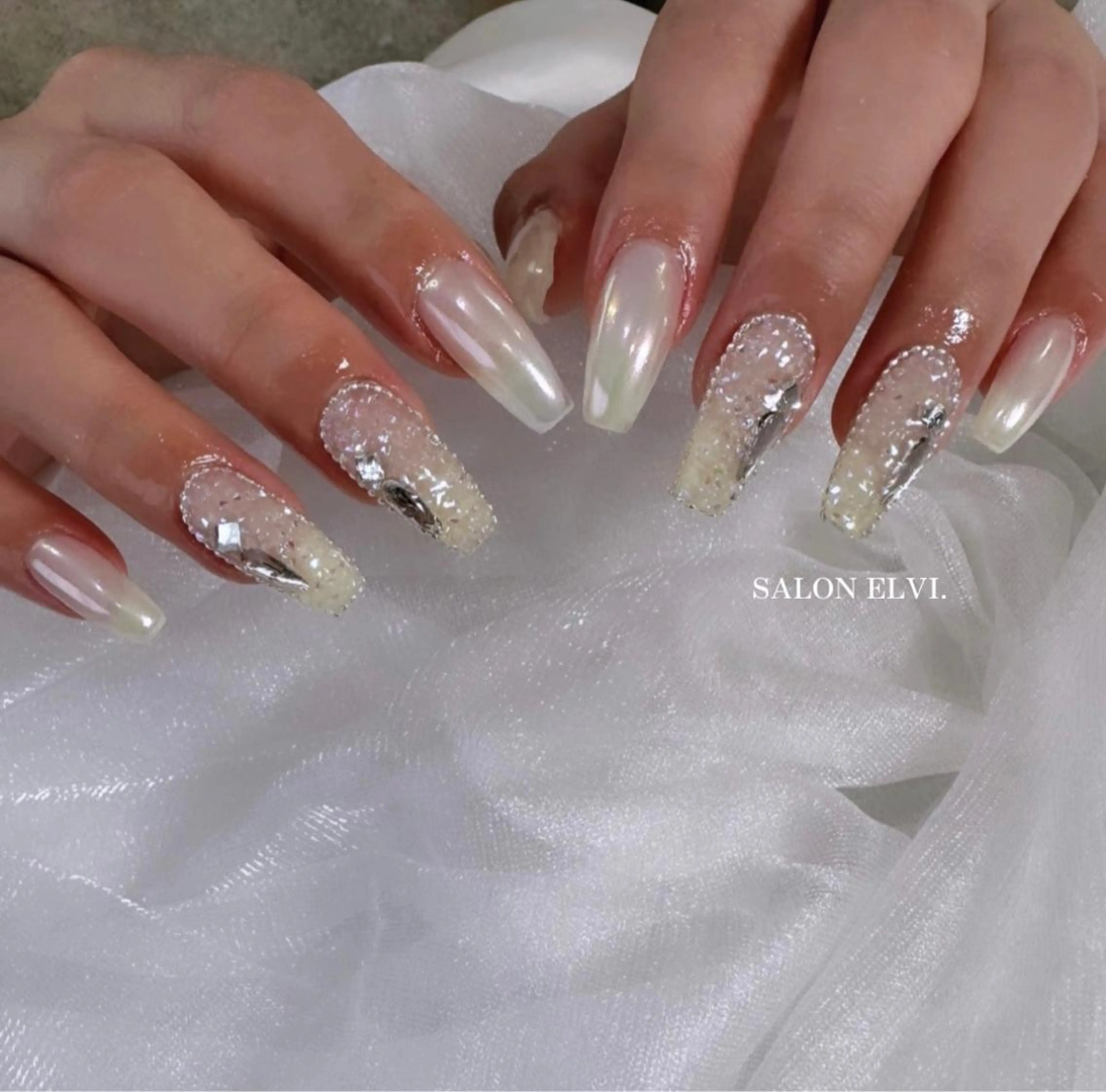 ネイル SALON ELVI.所属・SALON ELVI.のネイルデザイン