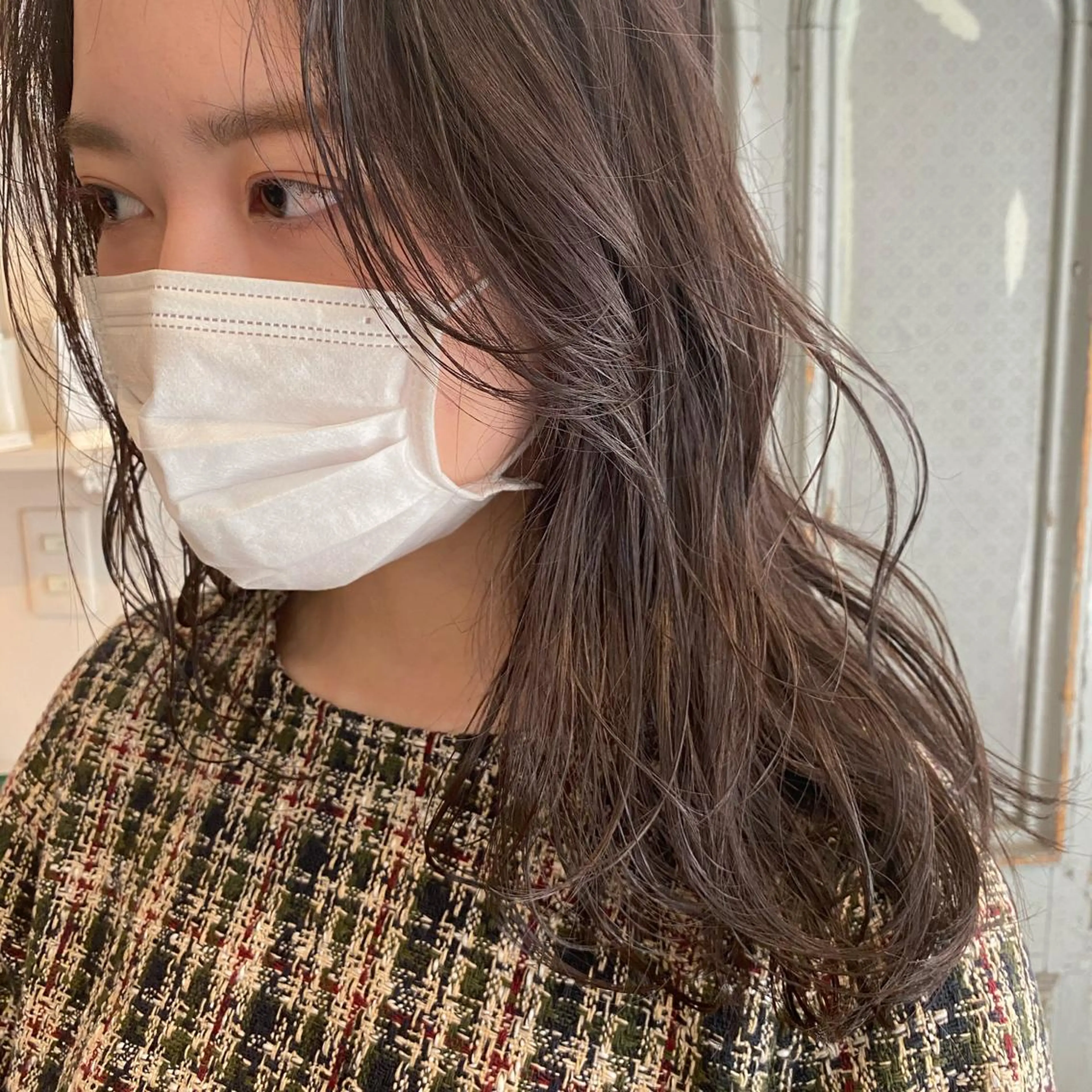 ミディアム カラー vixus mamiのヘアスタイル