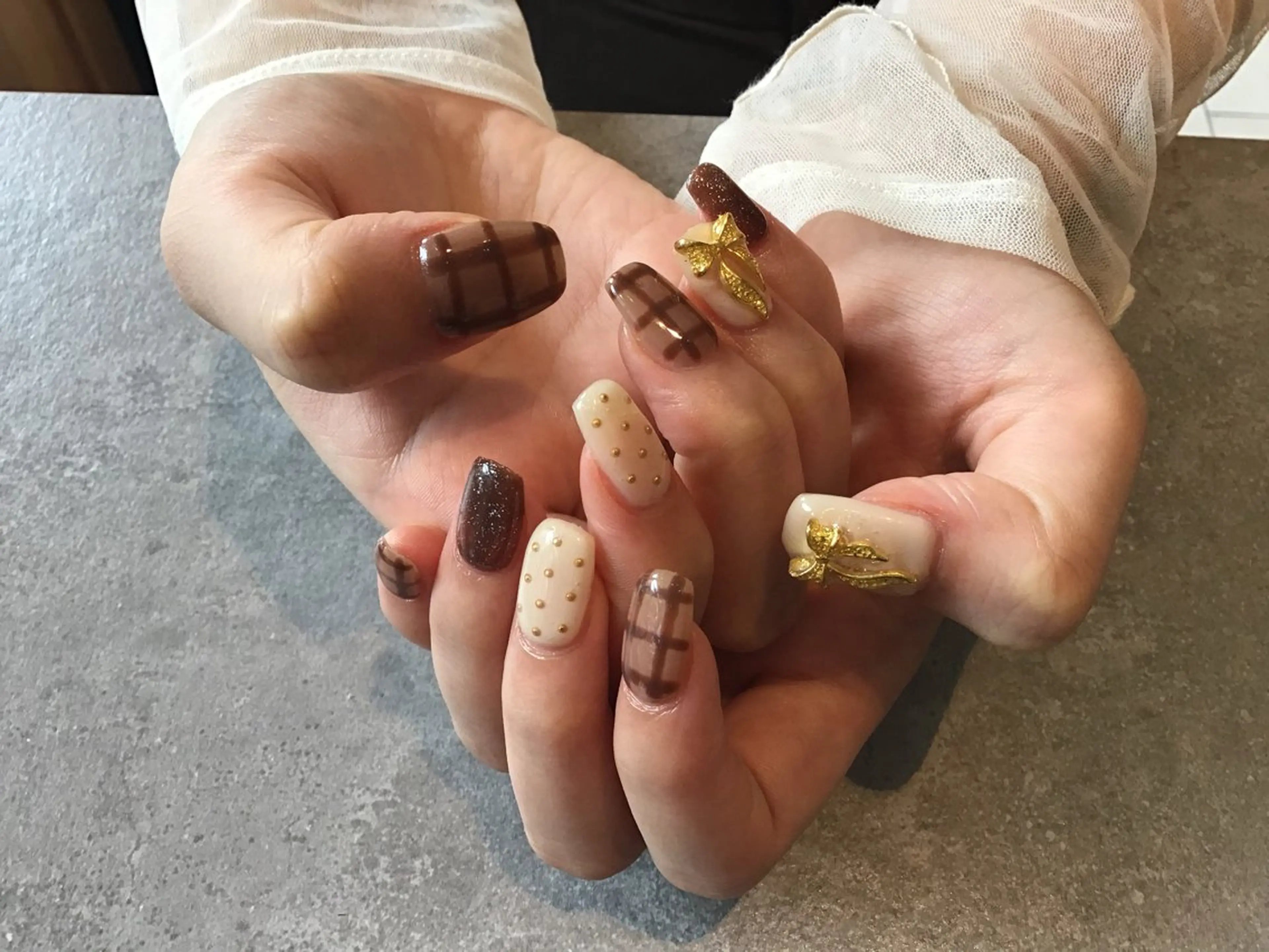 ネイル ハンドネイル Nest 蜂谷のネイルデザイン