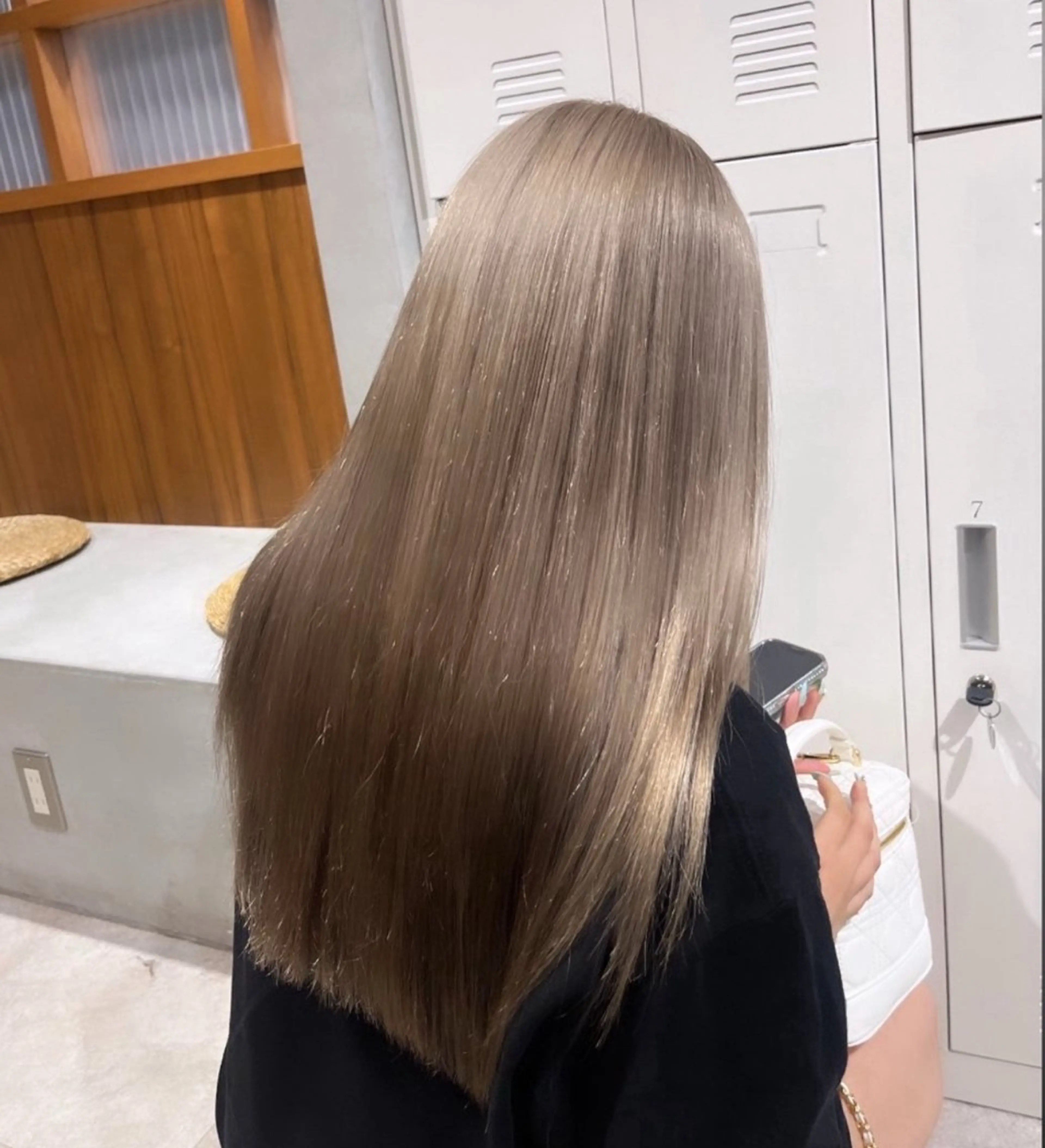 【ミニモ学割🌸】ブリーチカラー＋カット＋ウル艶トリートメント✨の写真