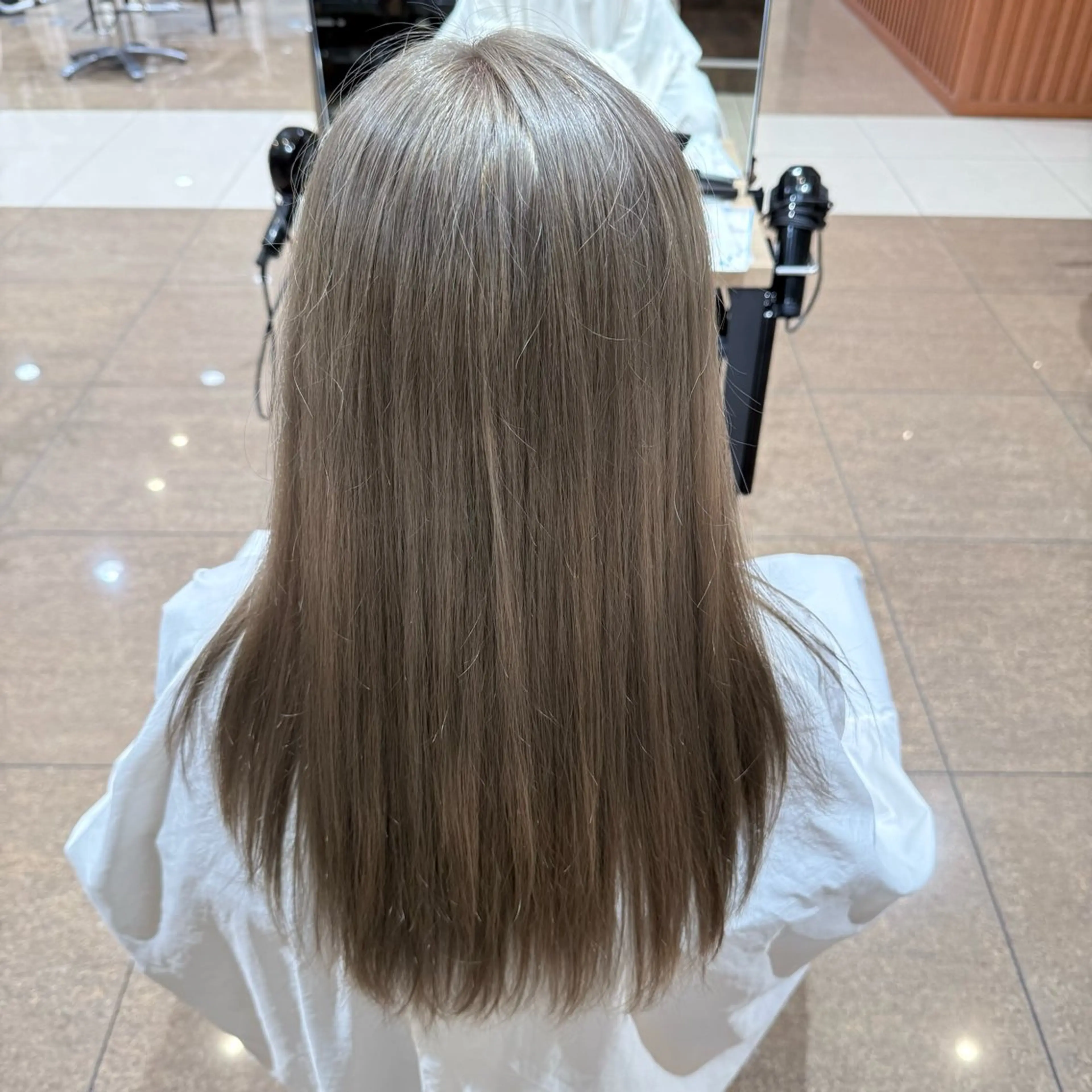 ロング カラー ベージュカラー ヘアカラー レイフィールド岡崎稲熊店所属・Mika/💈カラー モデル募集中🩶のヘアスタイル
