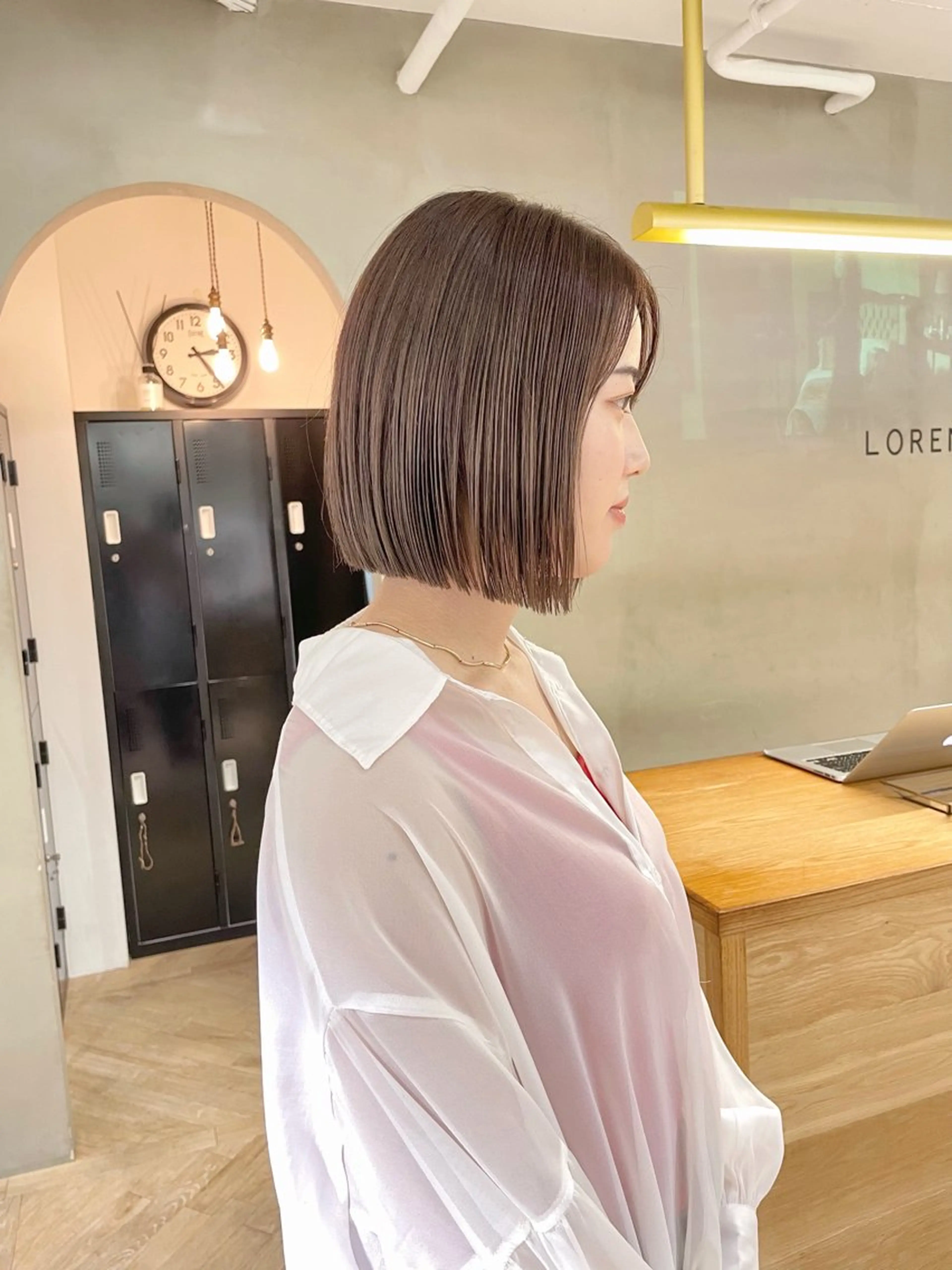 ミディアム カラー 切りっぱなしボブ ベージュカラー グレージュ ミルクティーベージュ ミルクティーグレージュ カット ヘアカラー トリートメント ボブ/レイヤー 🌟梅田盛一🌟のヘアスタイル