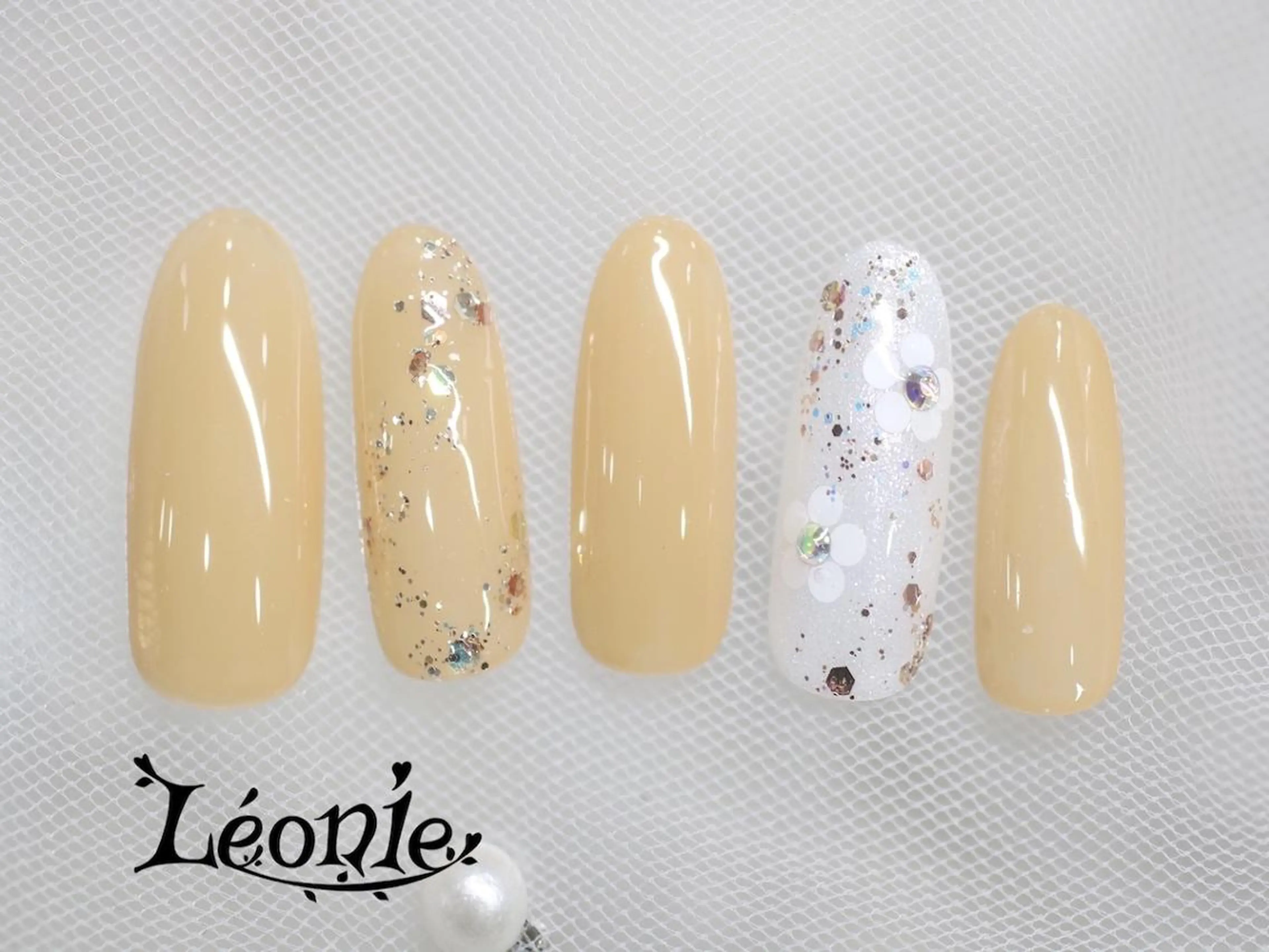 ネイル Leonie Fukaのネイルデザイン