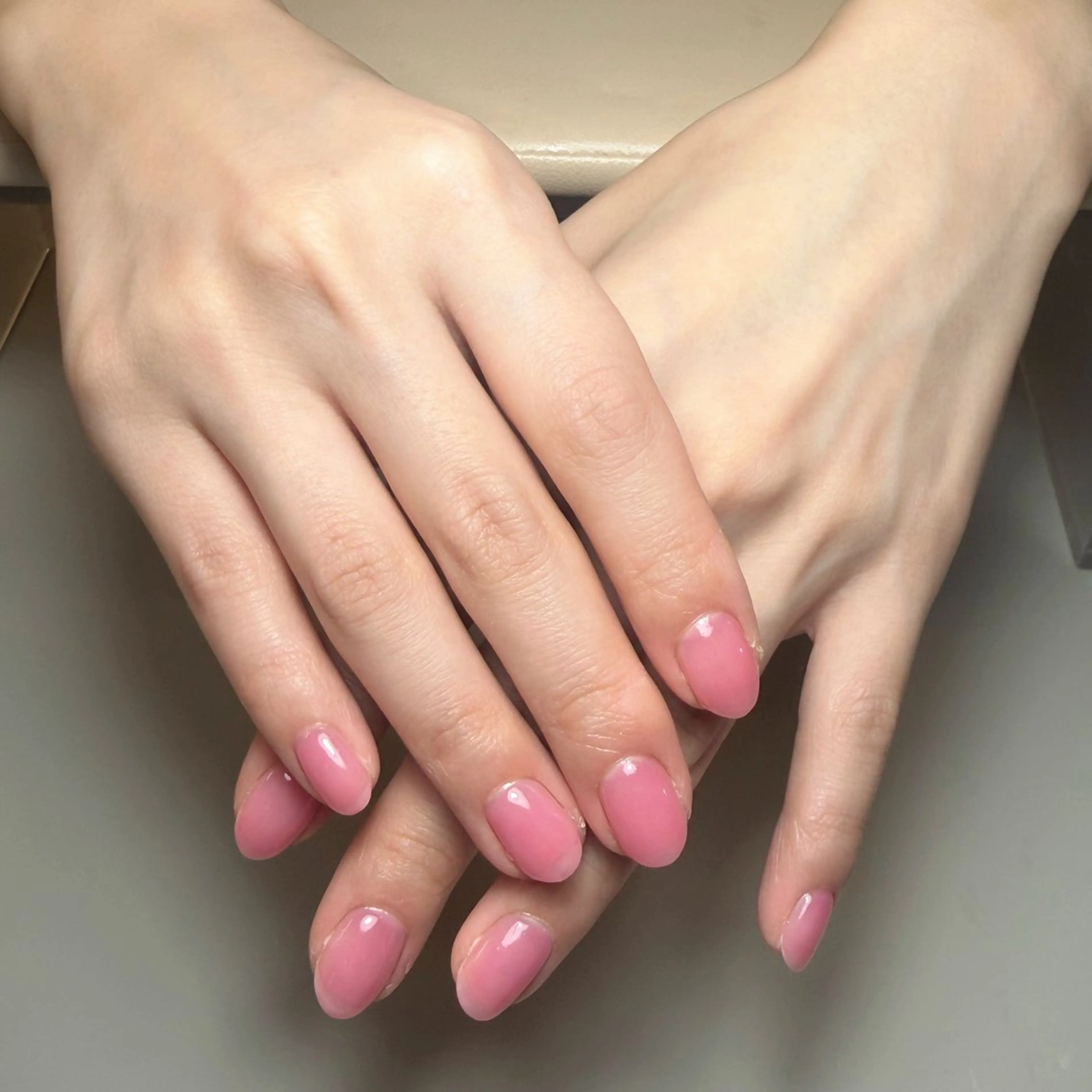 ネイル グラデーション ワンカラーネイル ハンドネイル Luana / ayanaのネイルデザイン