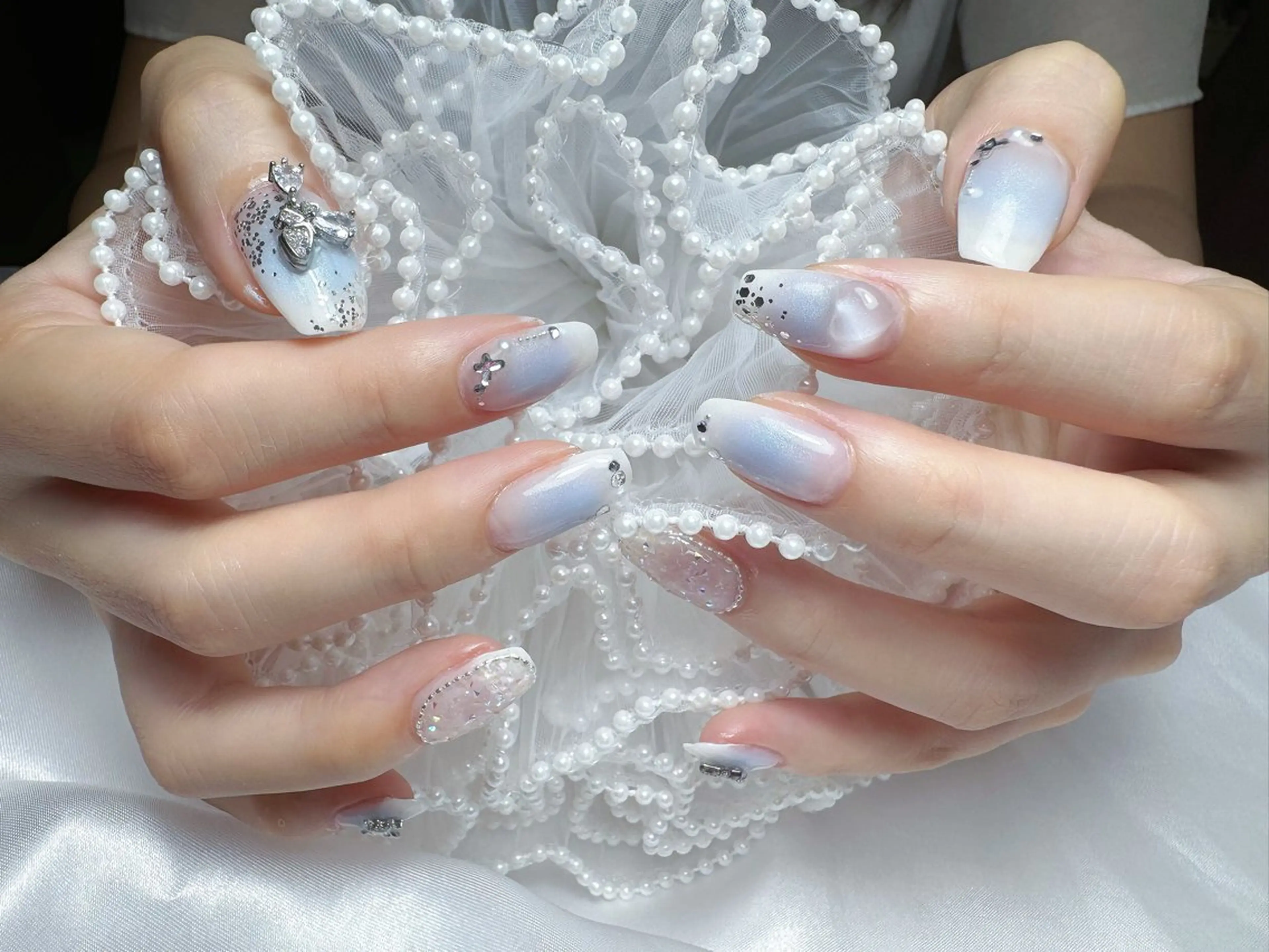 ネイル ハンドネイル ビューティーサロン　フラワーズ所属・ビューティーサロン フラワーズ　ヒのネイルデザイン