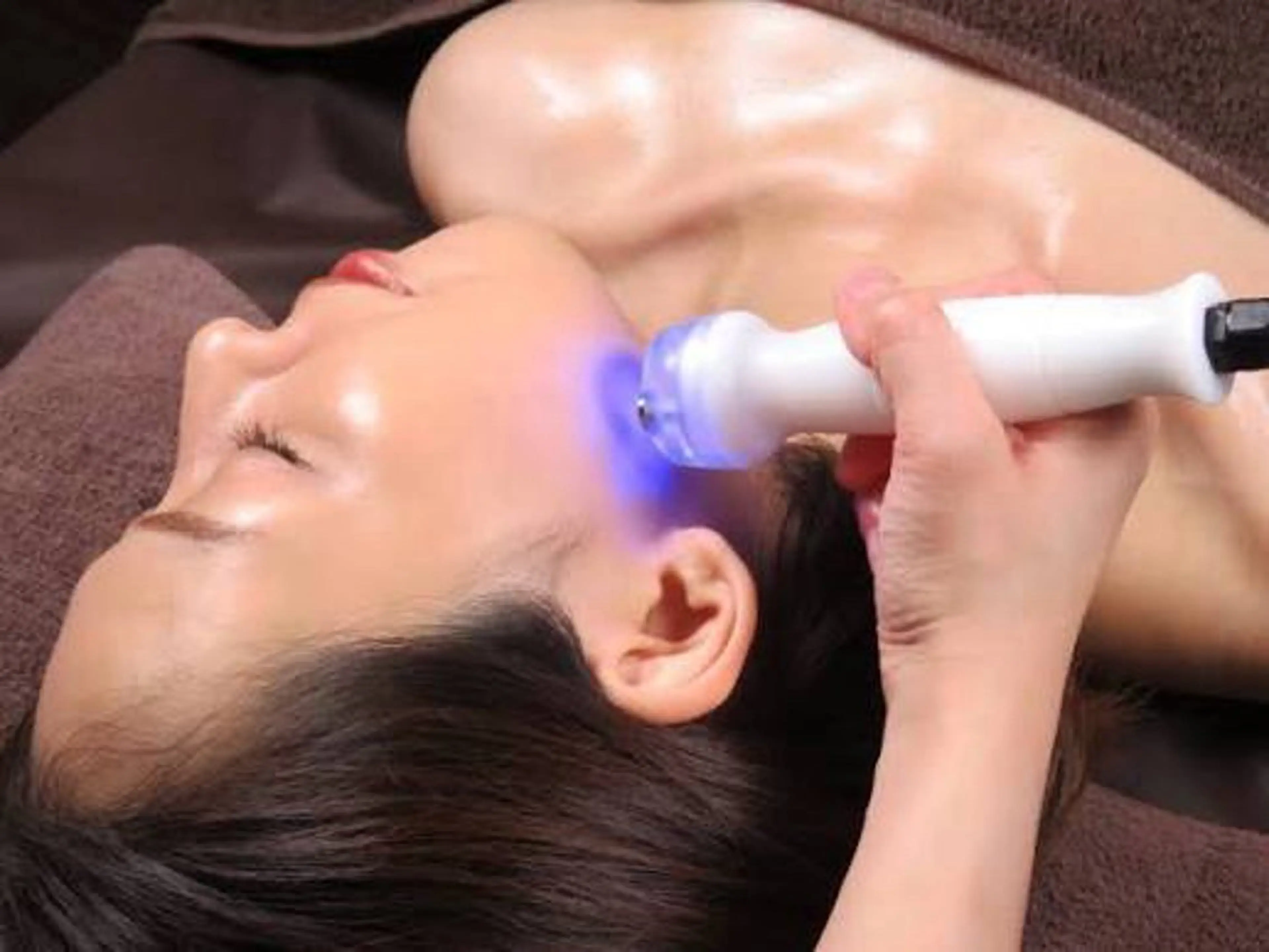 【二重あご/輪郭すっきり小顔】ハイパーナイフ6 +小顔Detoxリンパ  60分の写真