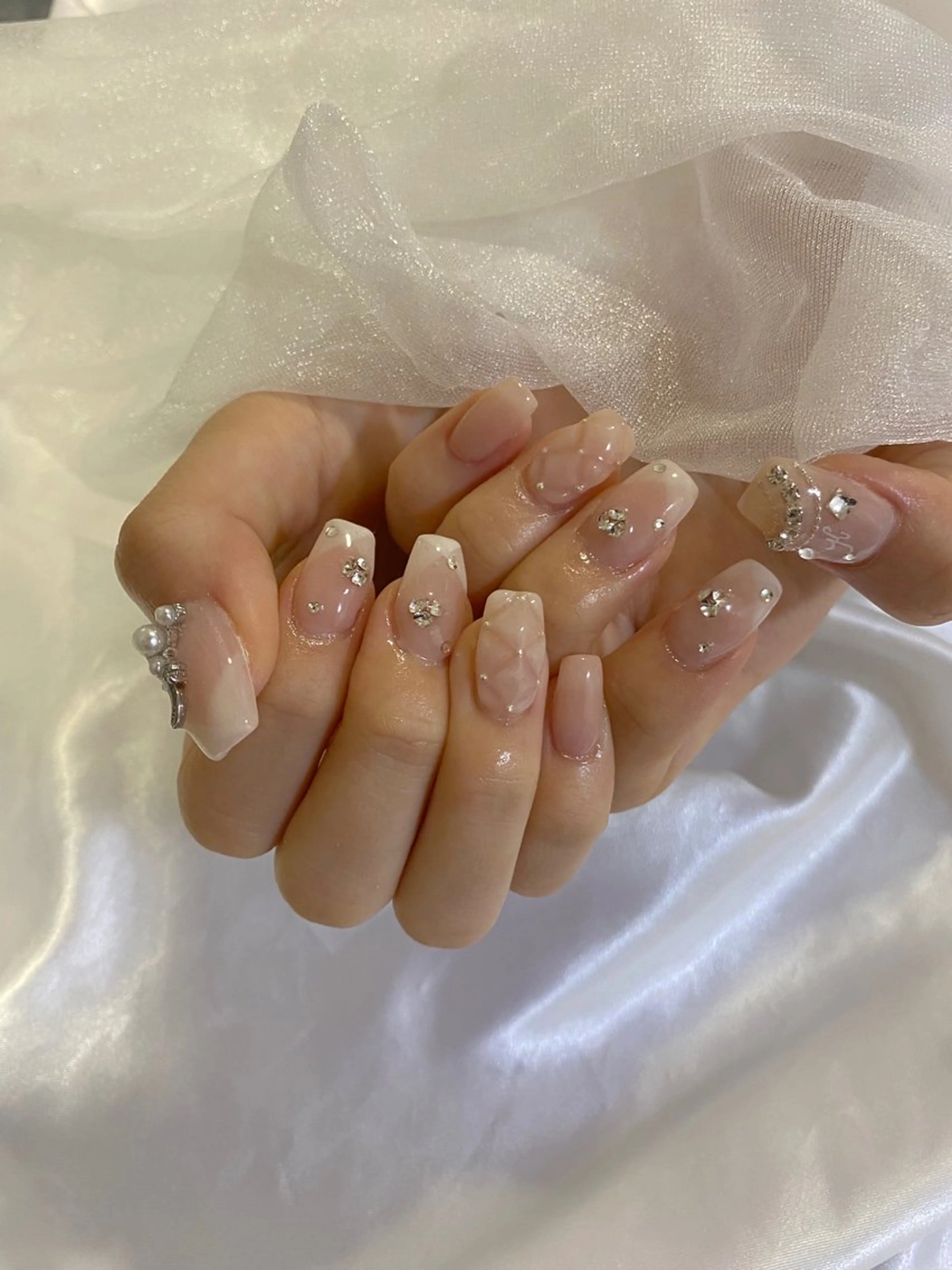 ネイル shareplus honmachi所属・Lim nail🤍 Ayaのネイルデザイン