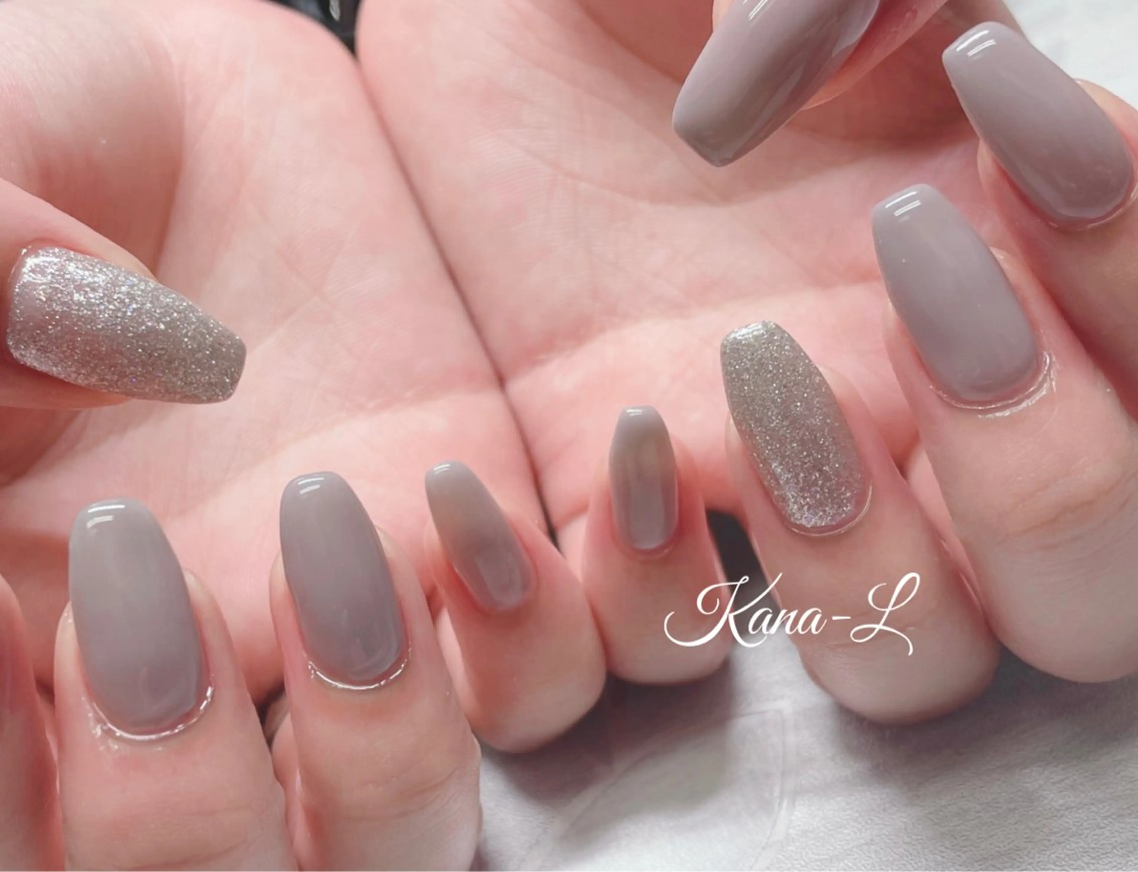 ネイル ジェルネイル 韓国ネイル ラメ(グリッター) ワンカラーネイル パラジェル 芦辺 香奈のネイルデザイン
