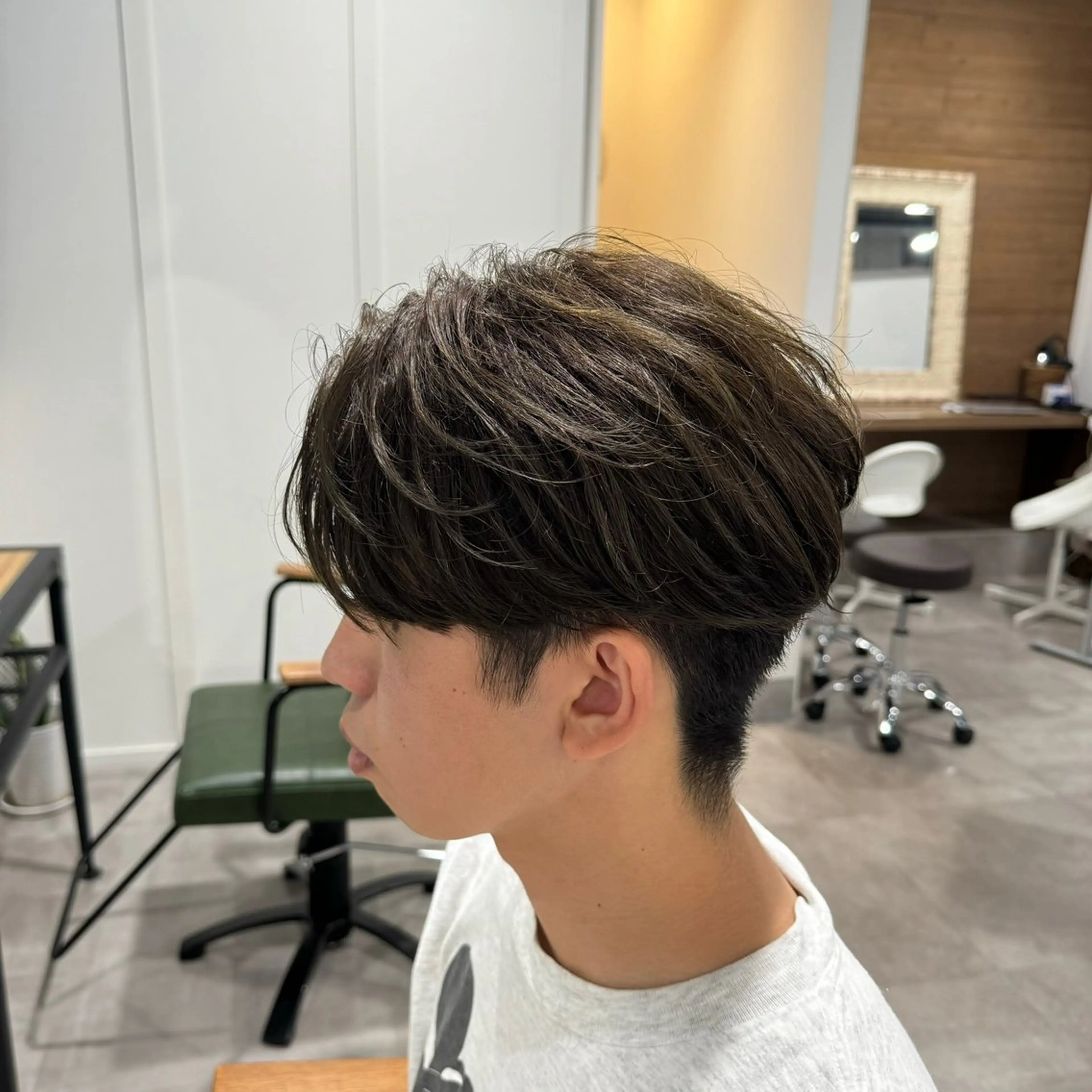 カラー 平尾/艶カラー/ アッシュ系/中川誠大のヘアスタイル