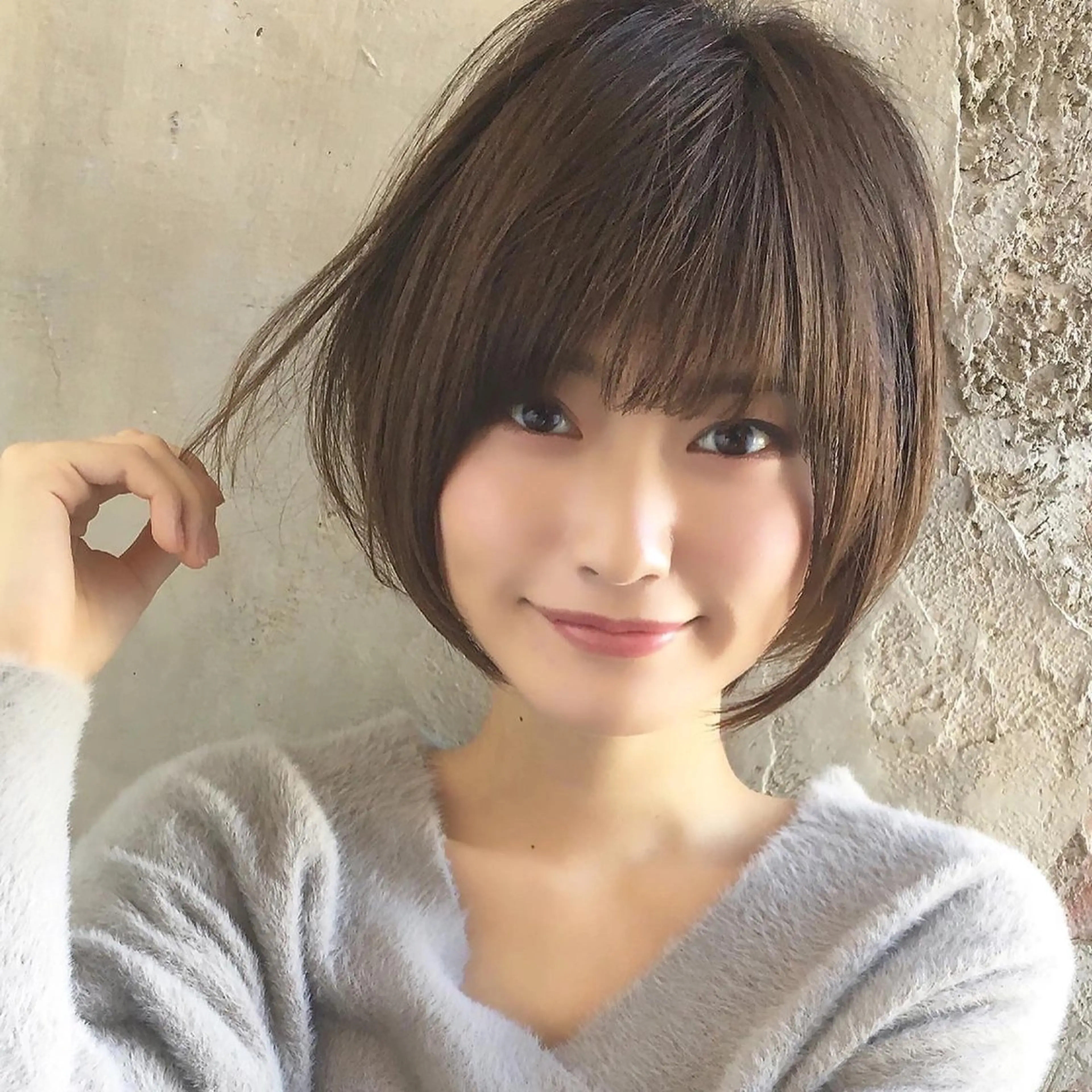 ショート カラー カット トリートメント 💍新宿ショート 💍岩田莉奈のヘアスタイル