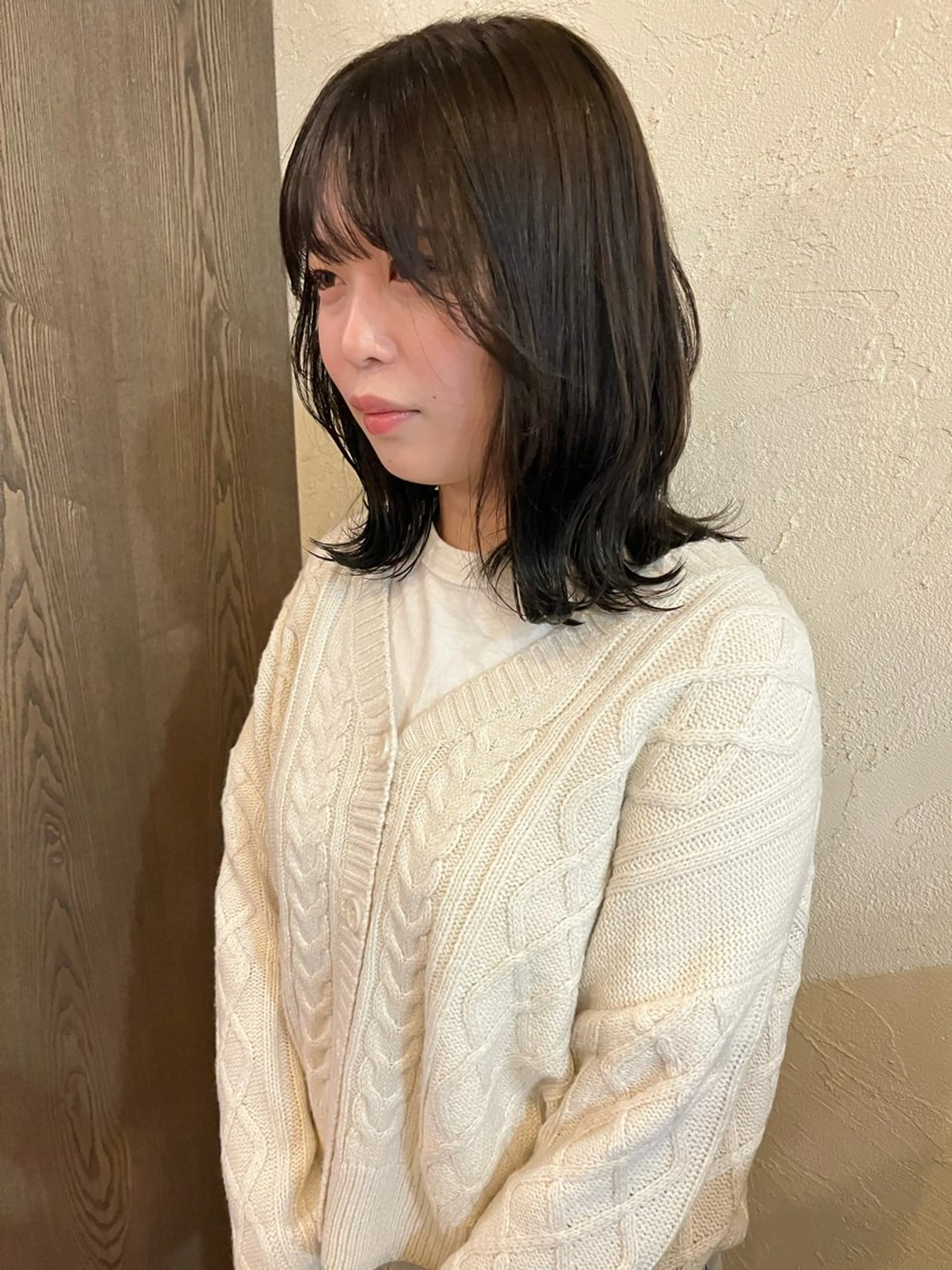 ミディアム カラー そね こまちのヘアスタイル