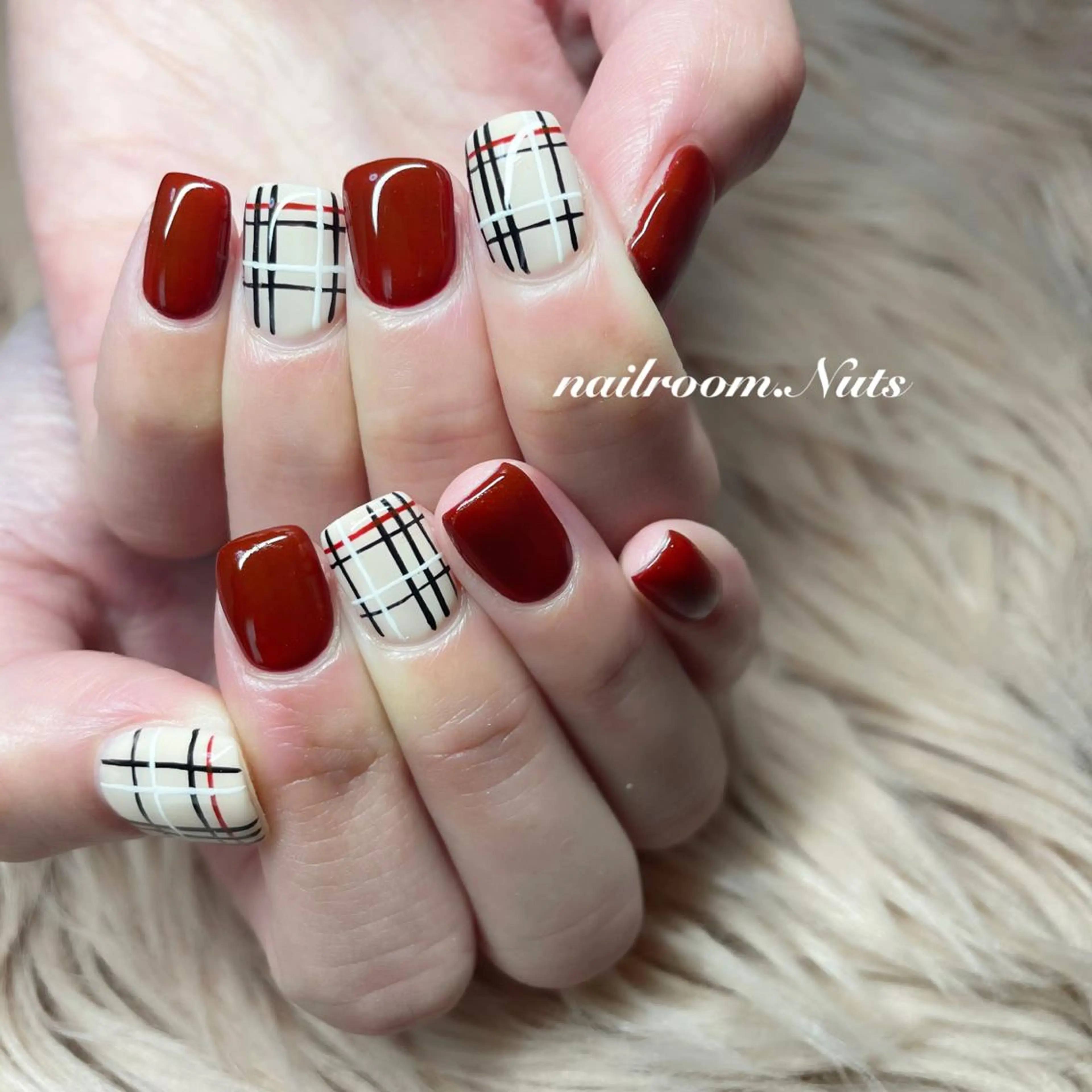 ネイル ハンドネイル nailsalon Nutsのネイルデザイン