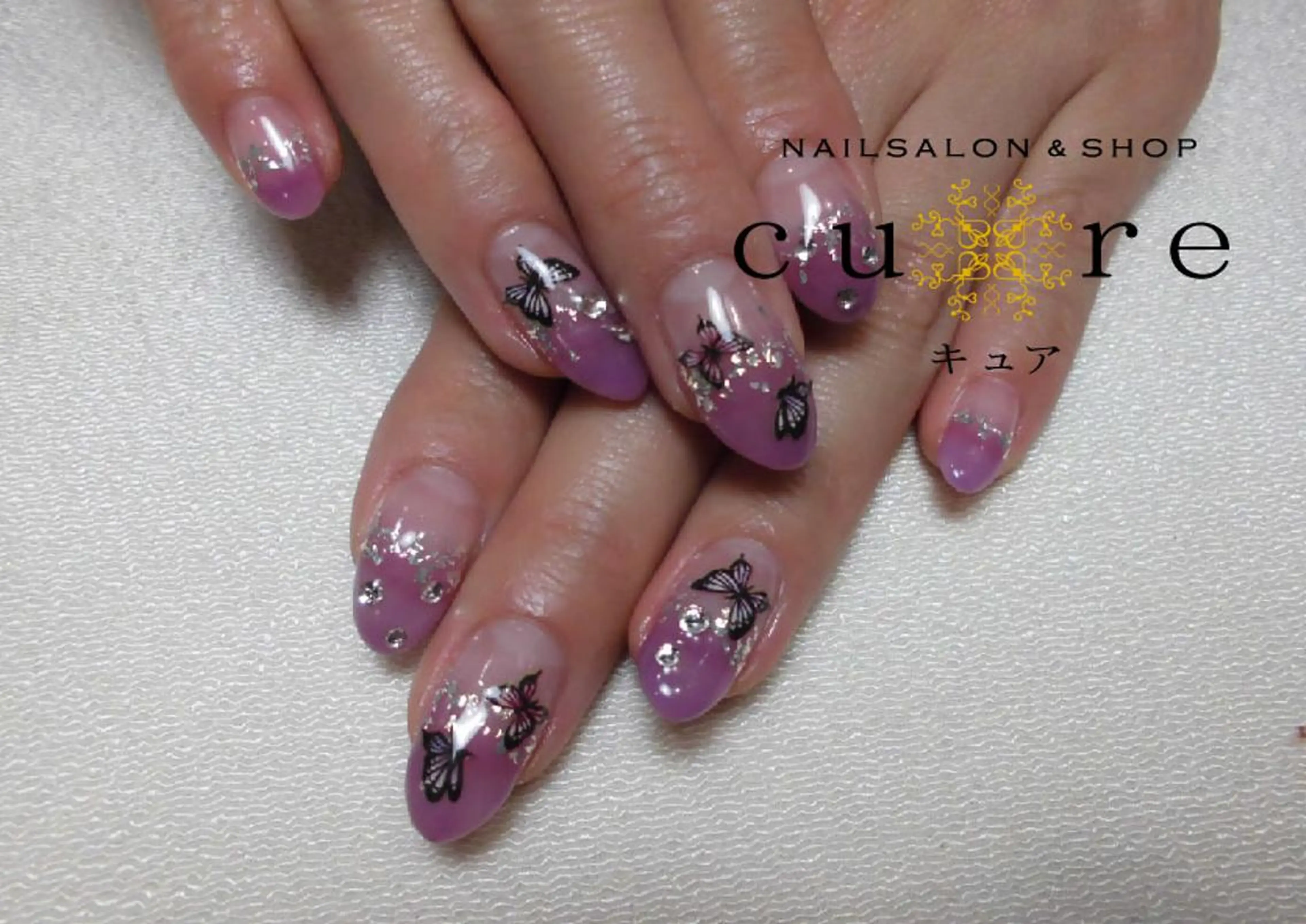 ミディアム ネイル ネイルサロン Cureのネイルデザイン