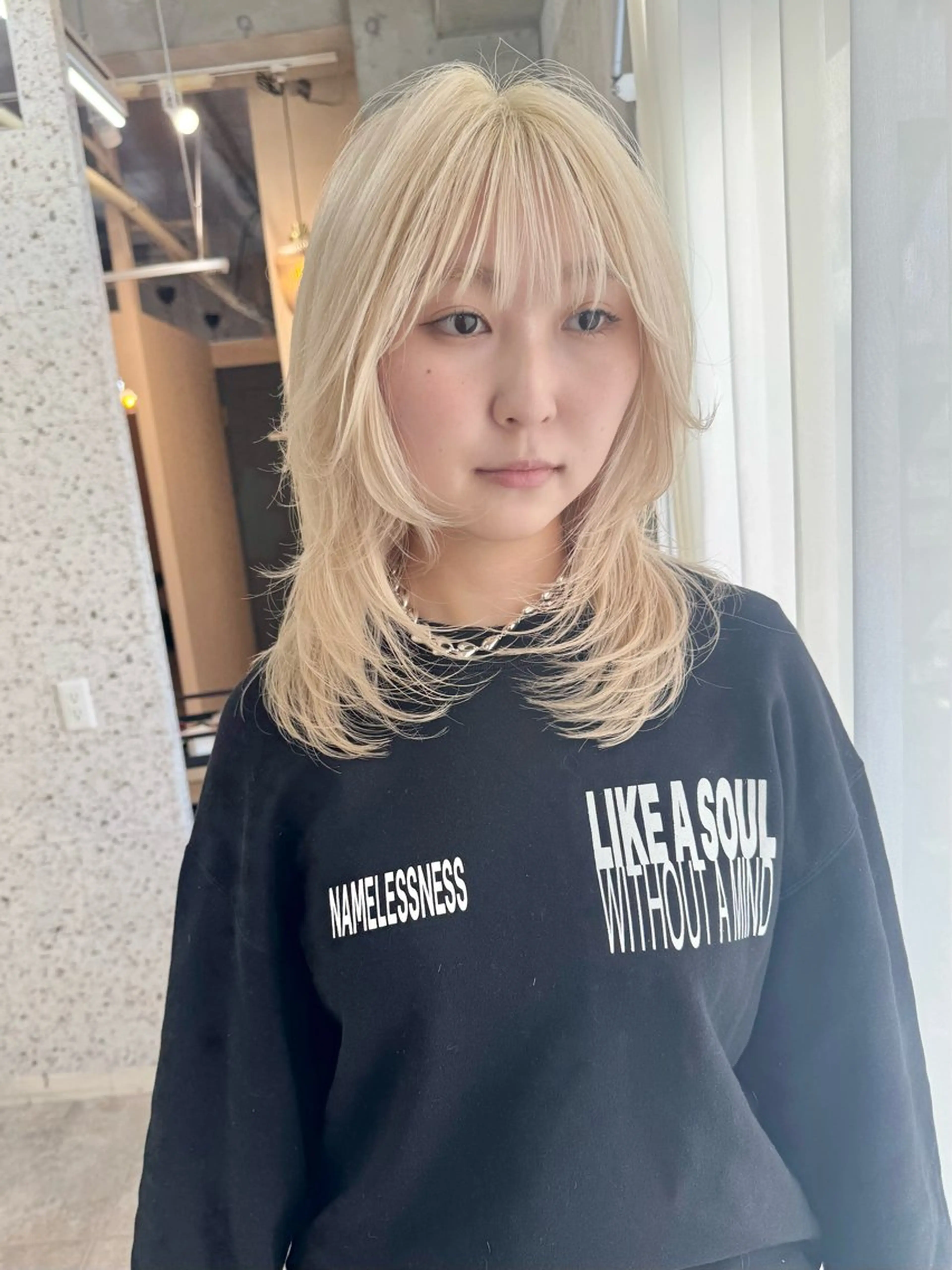 ミディアム カラー バレイヤージュ ブリーチ ケアブリーチ ハイライトカラー インナーカラー ヘアカラー トリートメント lani ブリーチ /ダブルカラーのヘアスタイル