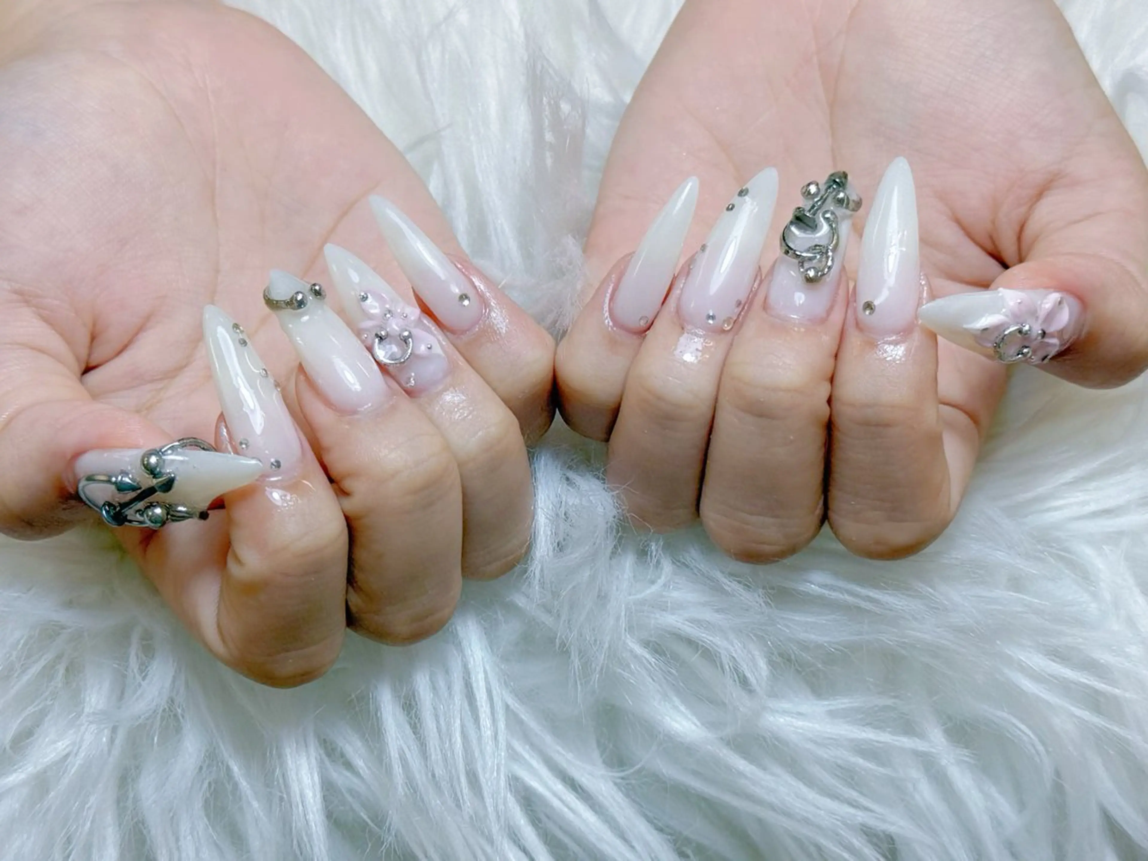 ネイル ハンドネイル Anh 新宿店のネイルデザイン