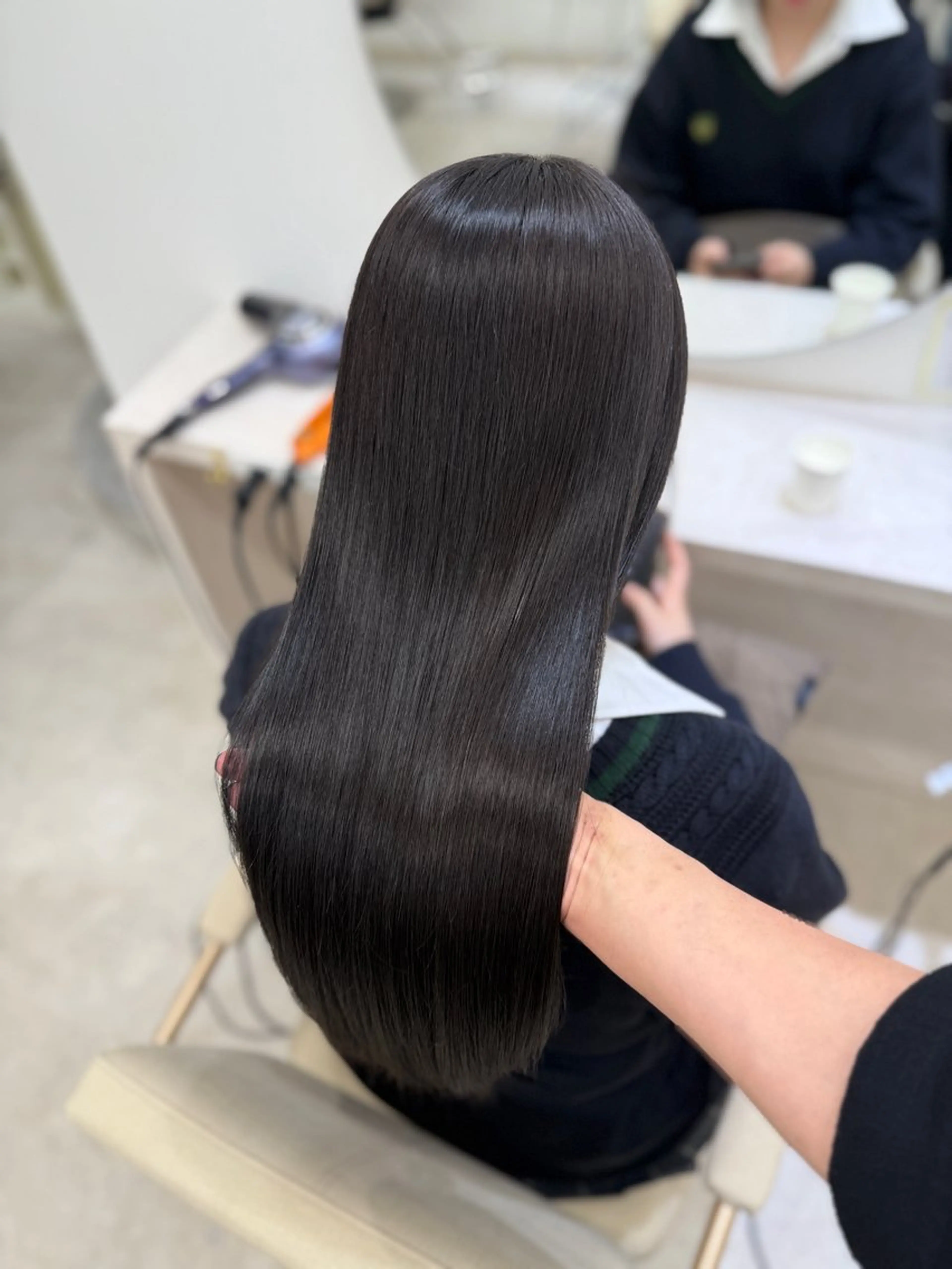 ロング 縮毛矯正 髪質改善× ブリーチなしyutoのヘアスタイル