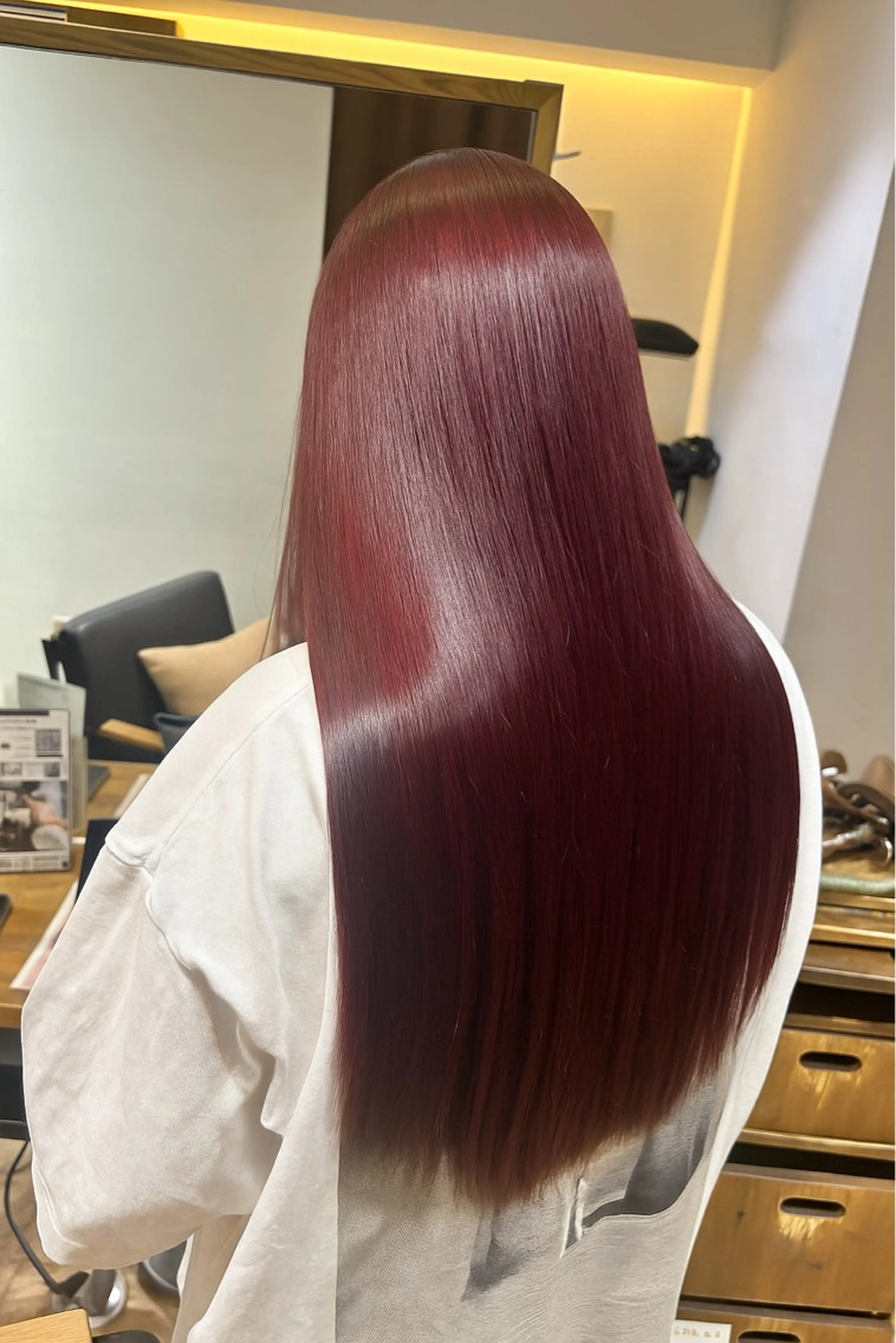 ロング ayumi🦖/ ブリーチカラーのヘアスタイル