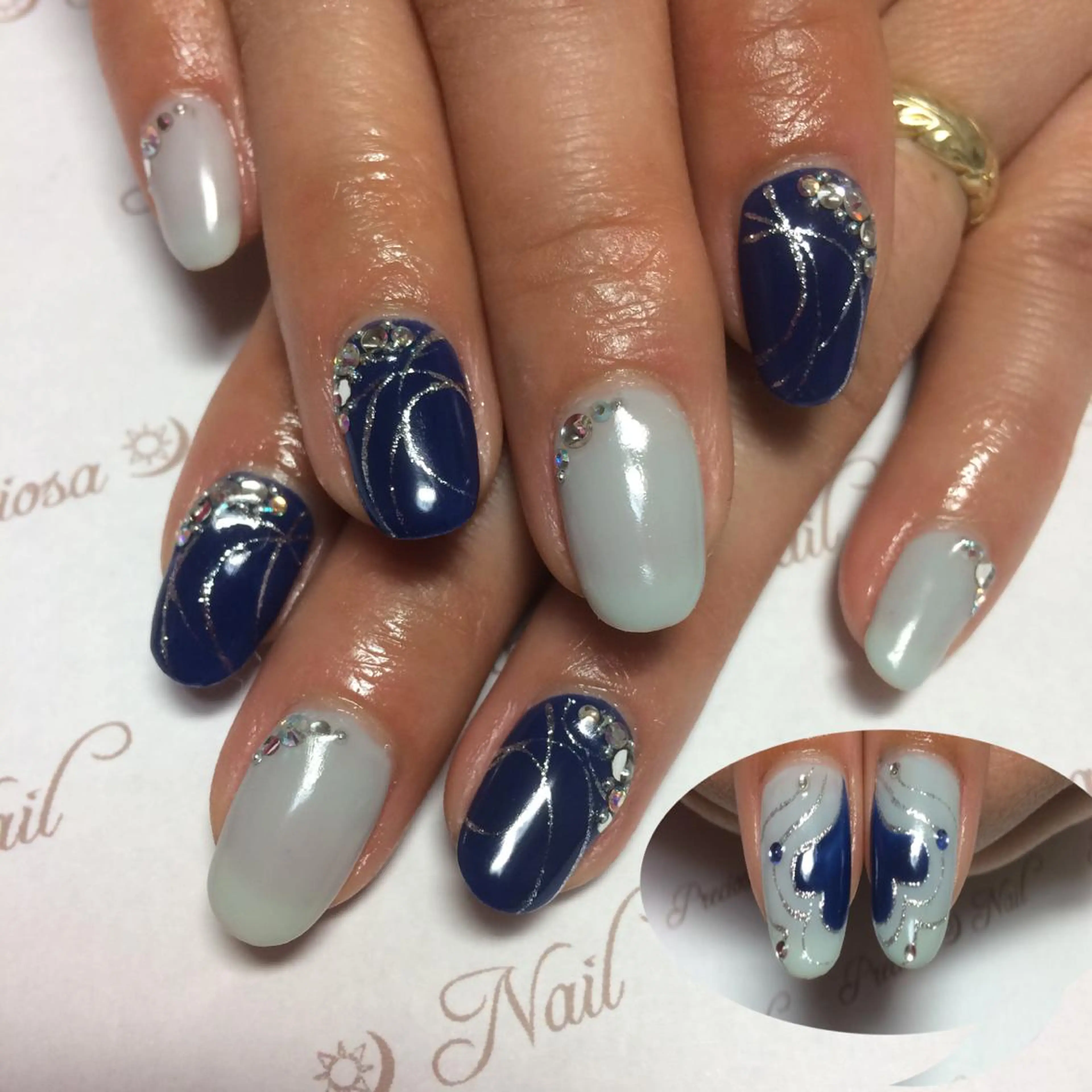 ネイル アートネイル ハート ネイビー preciosa.nail所属・久場 晴美のネイルデザイン