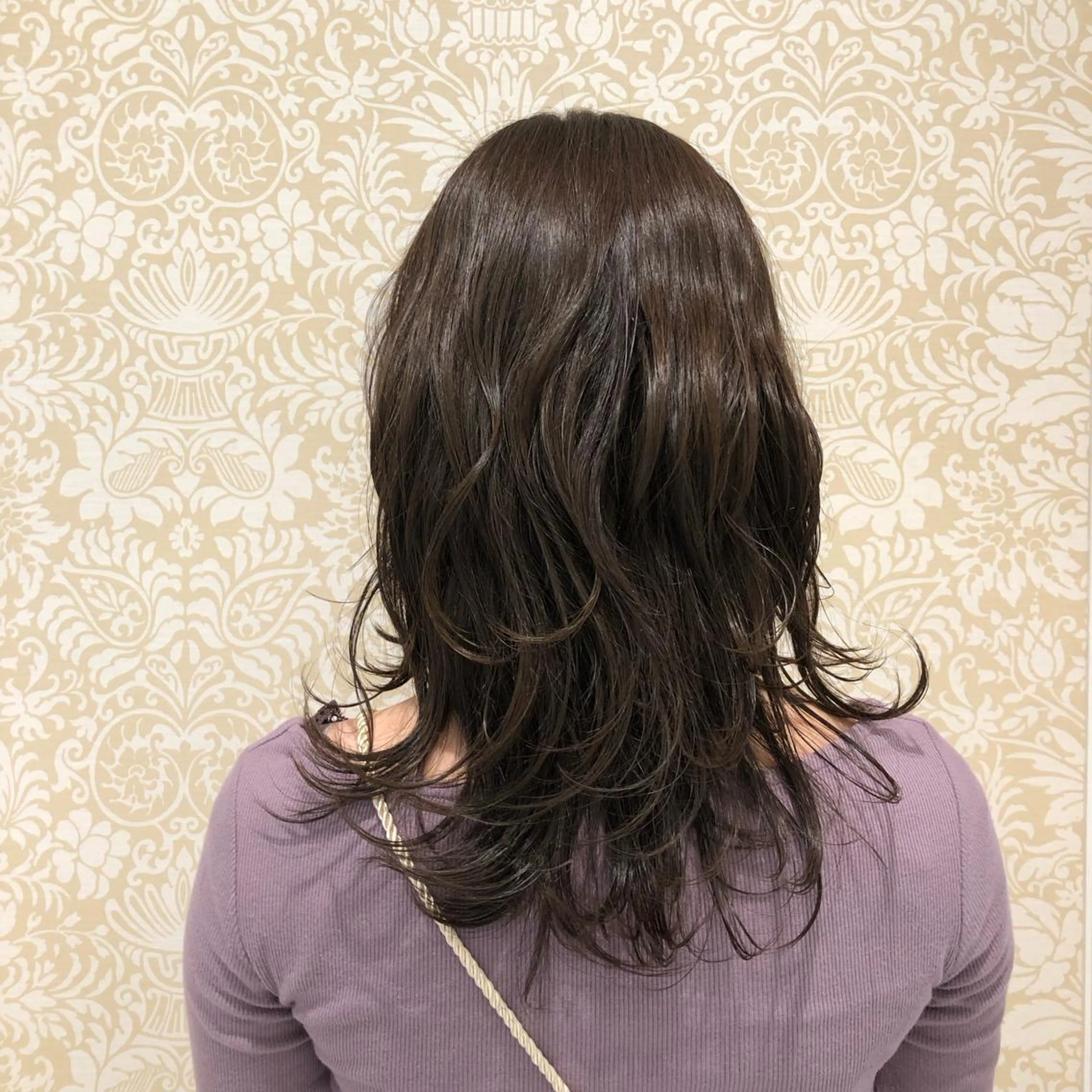 セミロング カラー カット ヘアカラー トリートメント 🐠寒色系×パーマ 櫻井　麿偉🐏のヘアスタイル