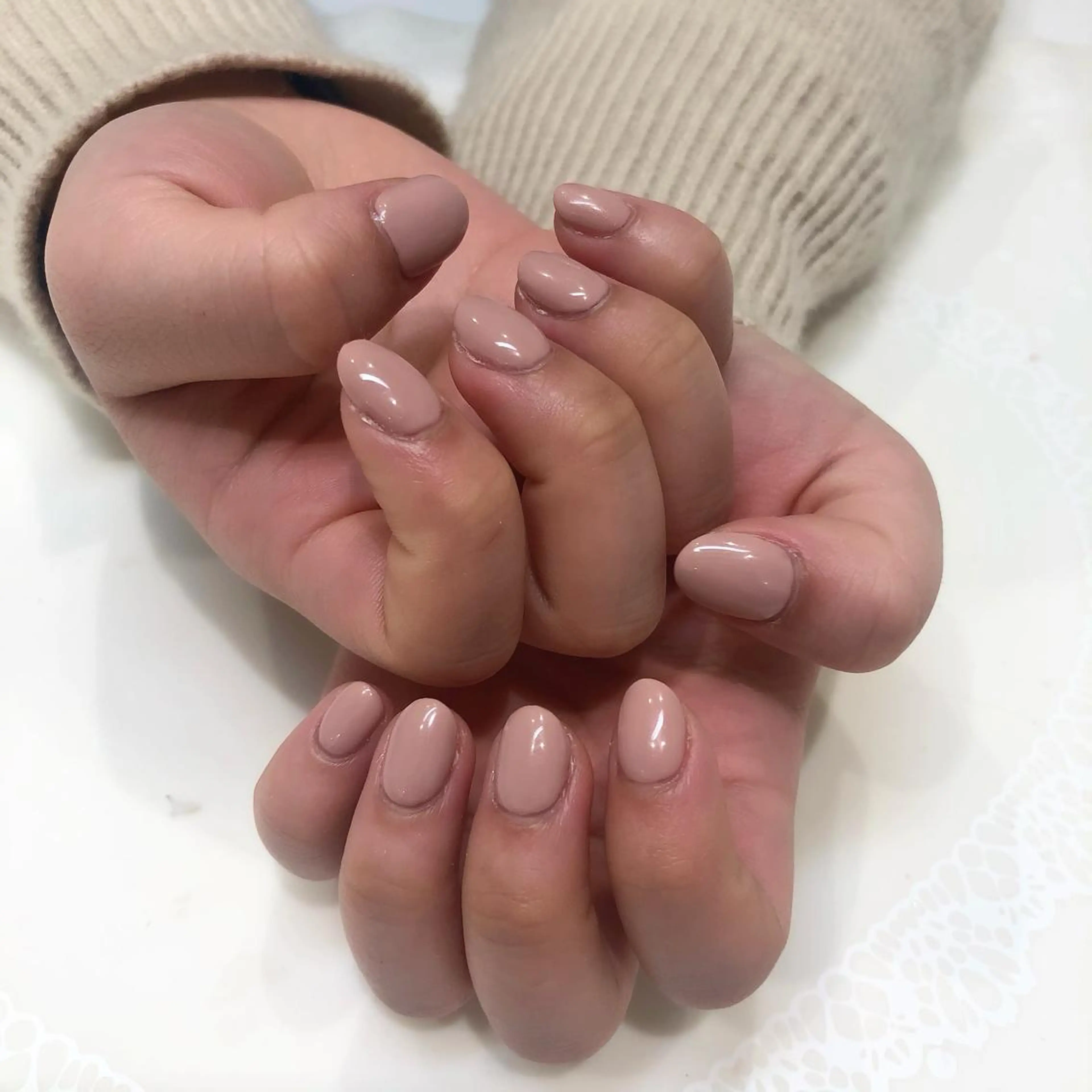 ネイル 椿森 美瑠紅の眉毛・アイブロウイメージ